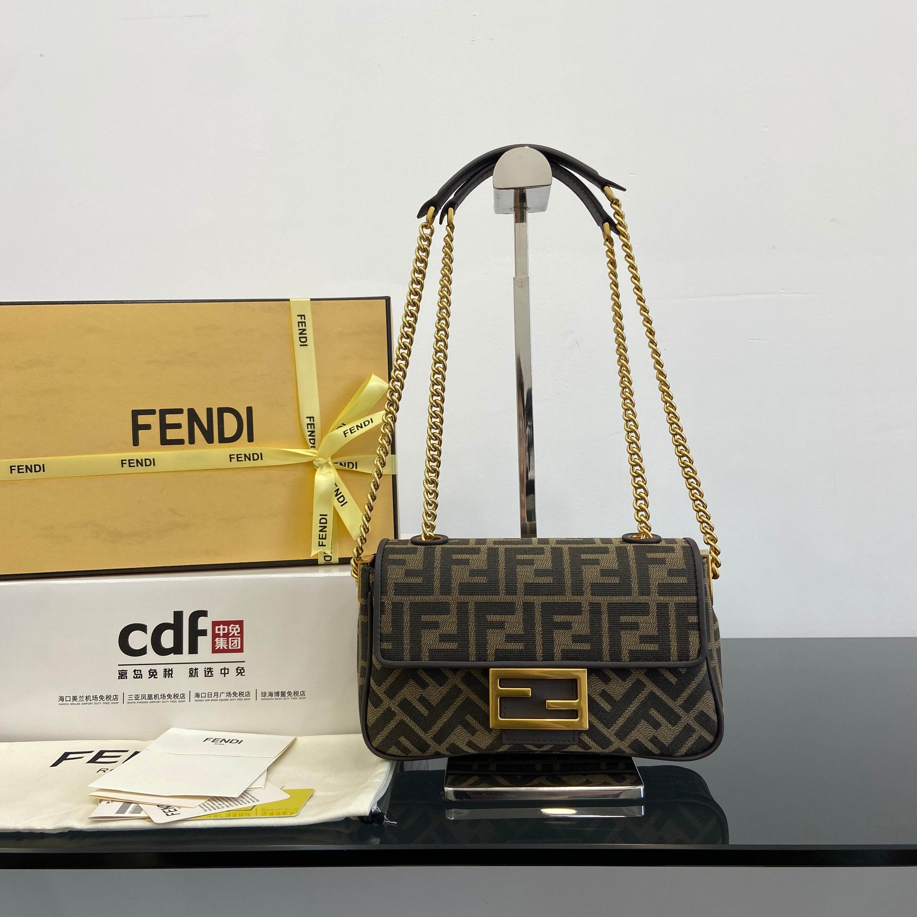 Fendi new product debut [with full counter packaging]