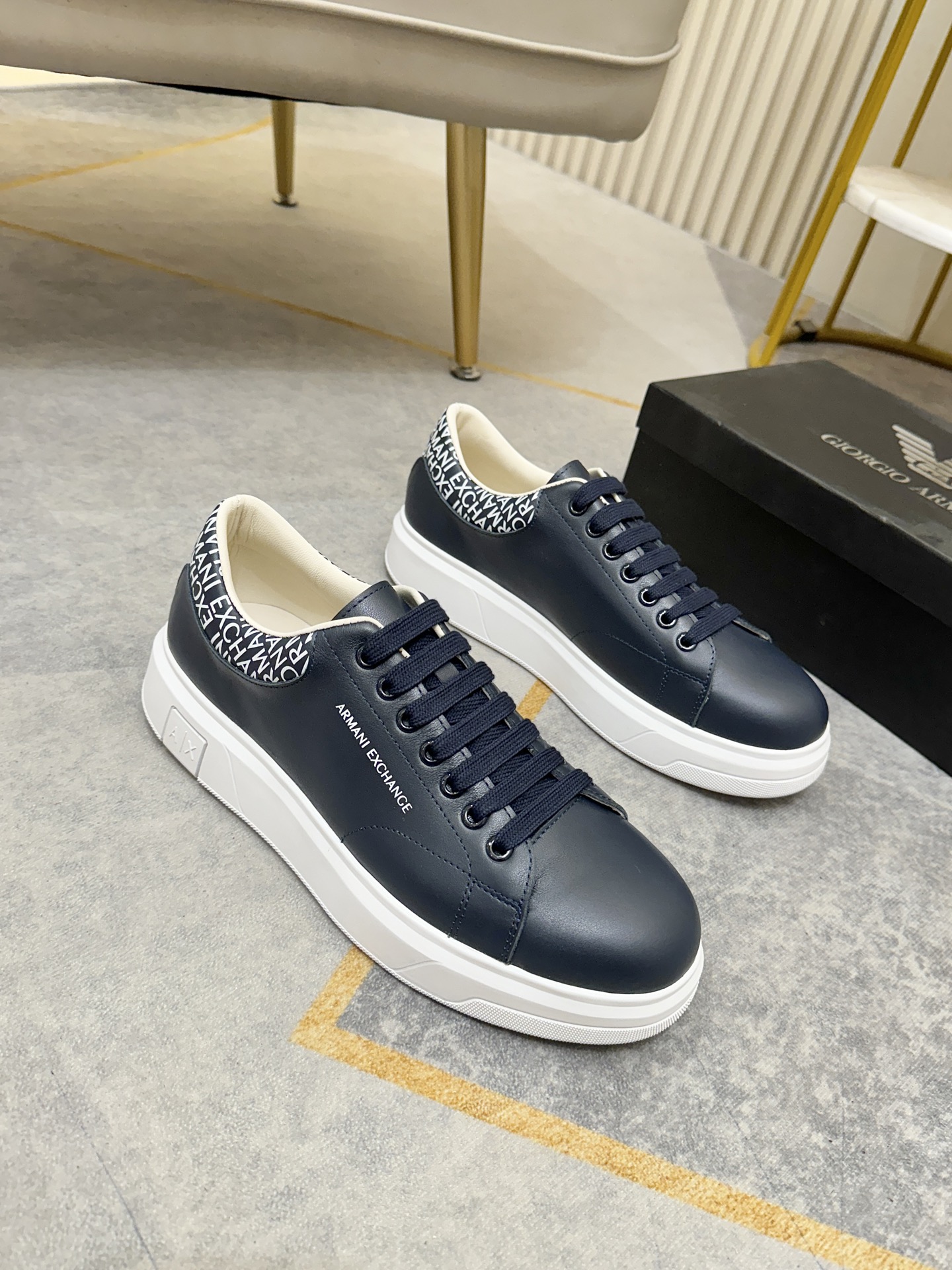 NO:510890,Hot version. Armani new model is coming again!  Fashionable casual shoes, sold at the same time!  goods!  Top-grade handicraft [Strong] imported cowhide leather with soft and comfortable sheepskin lining. Rubber non-slip sole!  Super comfortable!  38-44, Armani, cowhide, sheepskin19860909爆款. 阿玛尼新款 再次袭来！时尚休闲板鞋款,同步正售！货！顶级手工艺[强]鞋面进口牛皮,柔软舒适羊皮内里.橡胶防滑大底！超强舒适感！ 码数38一44,,armani,cowhide,sheepskin,Men's shoes