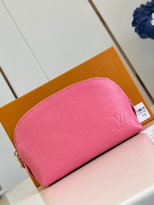 Louis Vuitton Pochette Cosmétique Small Pink Epi Leather Clutch M15198 30 Louis Vuitton Pochette Cosmétique Small Pink Epi Leather Clutch M15198