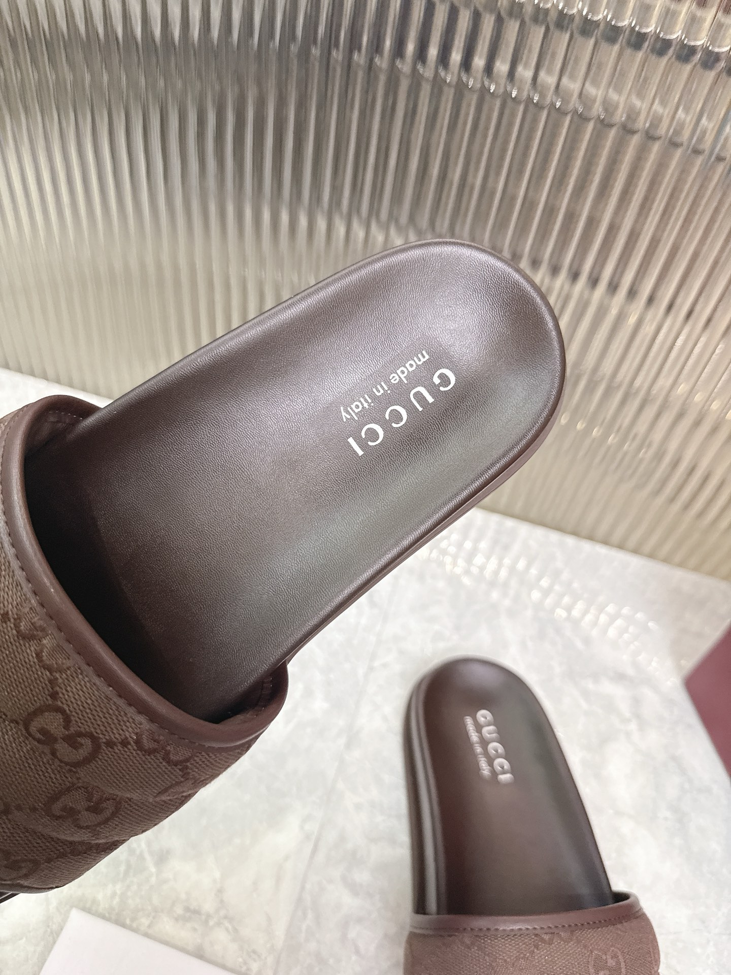 Gucci GG橡胶鞋底