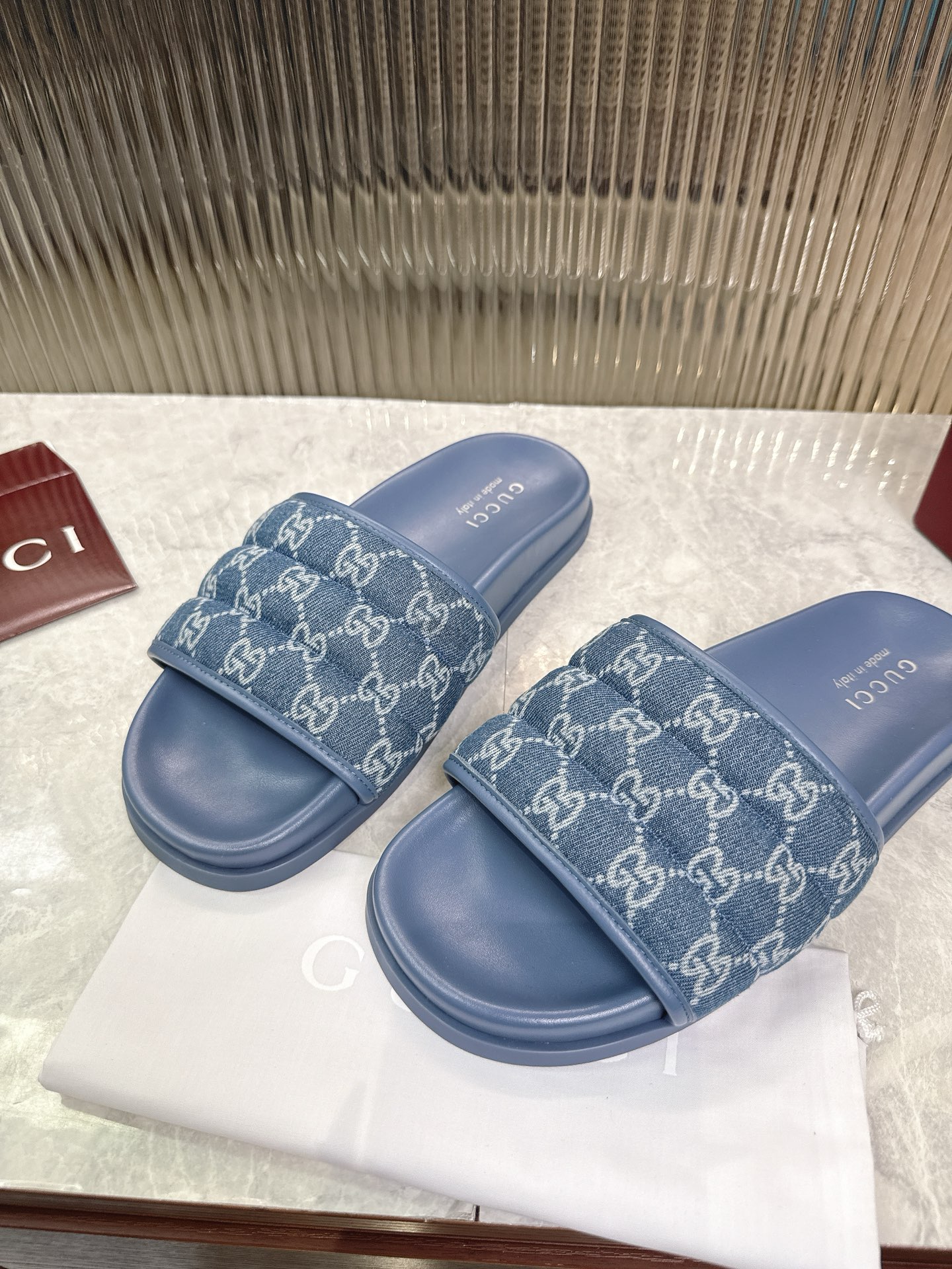 Gucci GG橡胶鞋底