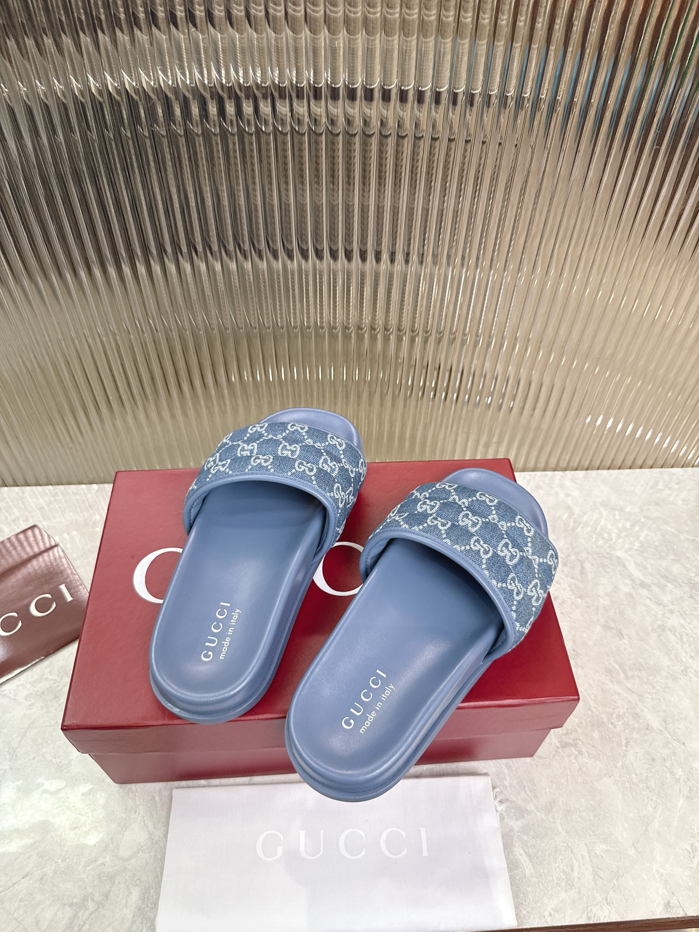 Gucci GG橡胶鞋底