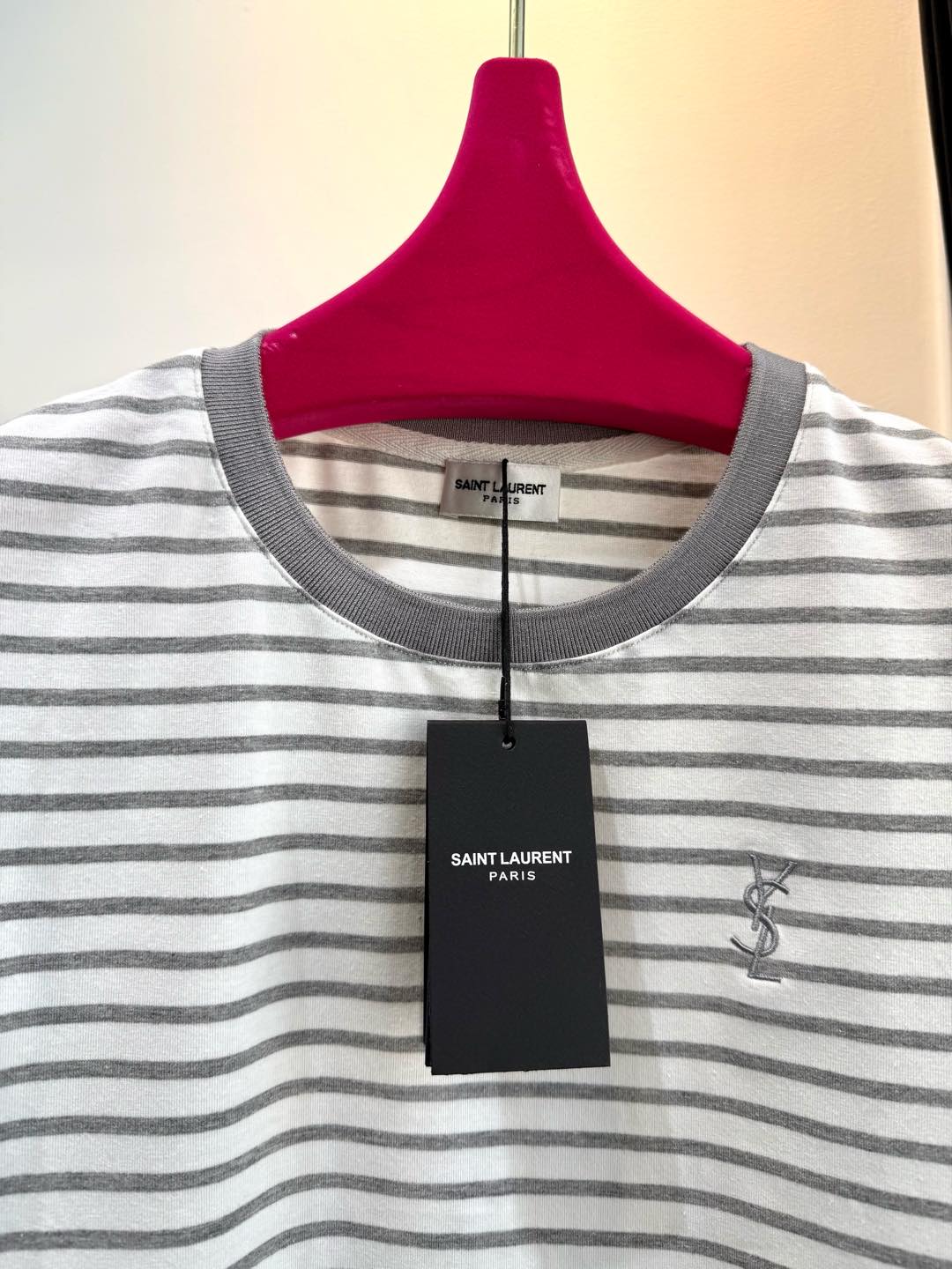 slP春夏新款 刺绣条纹短袖T恤丨独家高版出品！高级定制面料 条纹配色小字母刺绣点缀巨好看 时髦洋气减龄