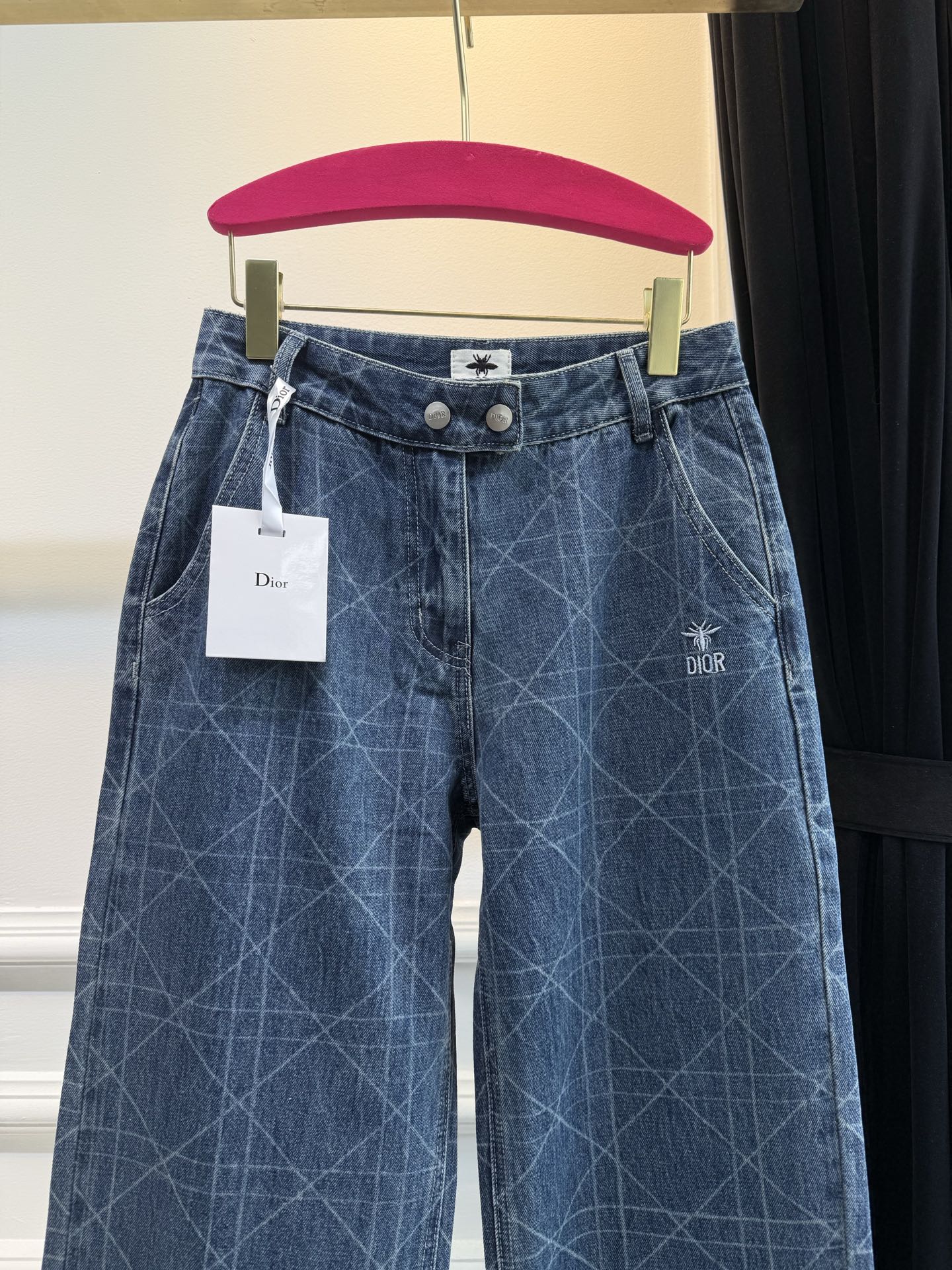 CD25ss 高品质 春夏新款洗水蓝牛仔裤🩵 非常春夏气息的蓝色洗水 上身简直不要太好看 彰显年轻有活力