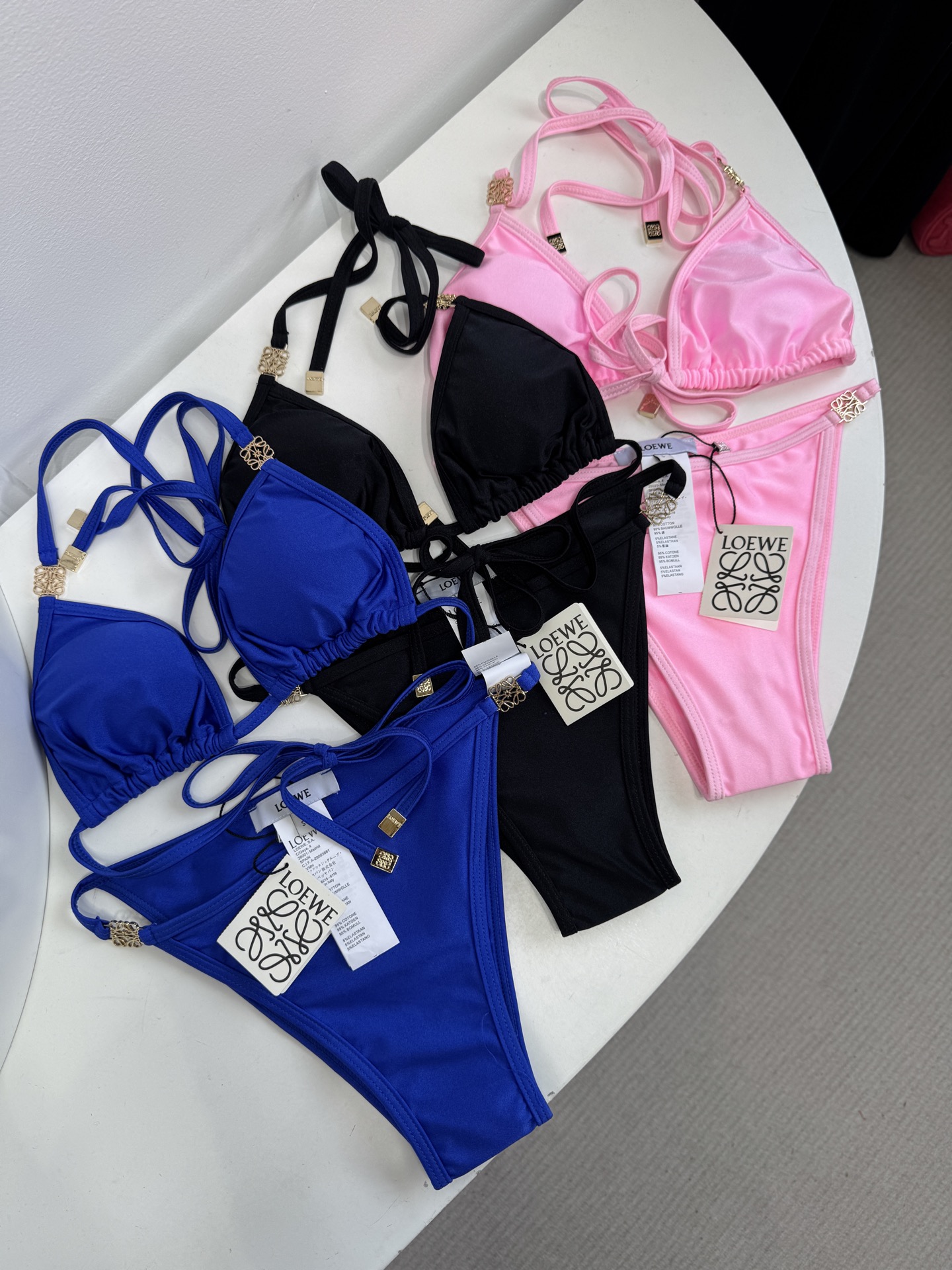 Women's Clothes Style Black Swimsuit Clothing Swimsuit detail image 3 from source 776737