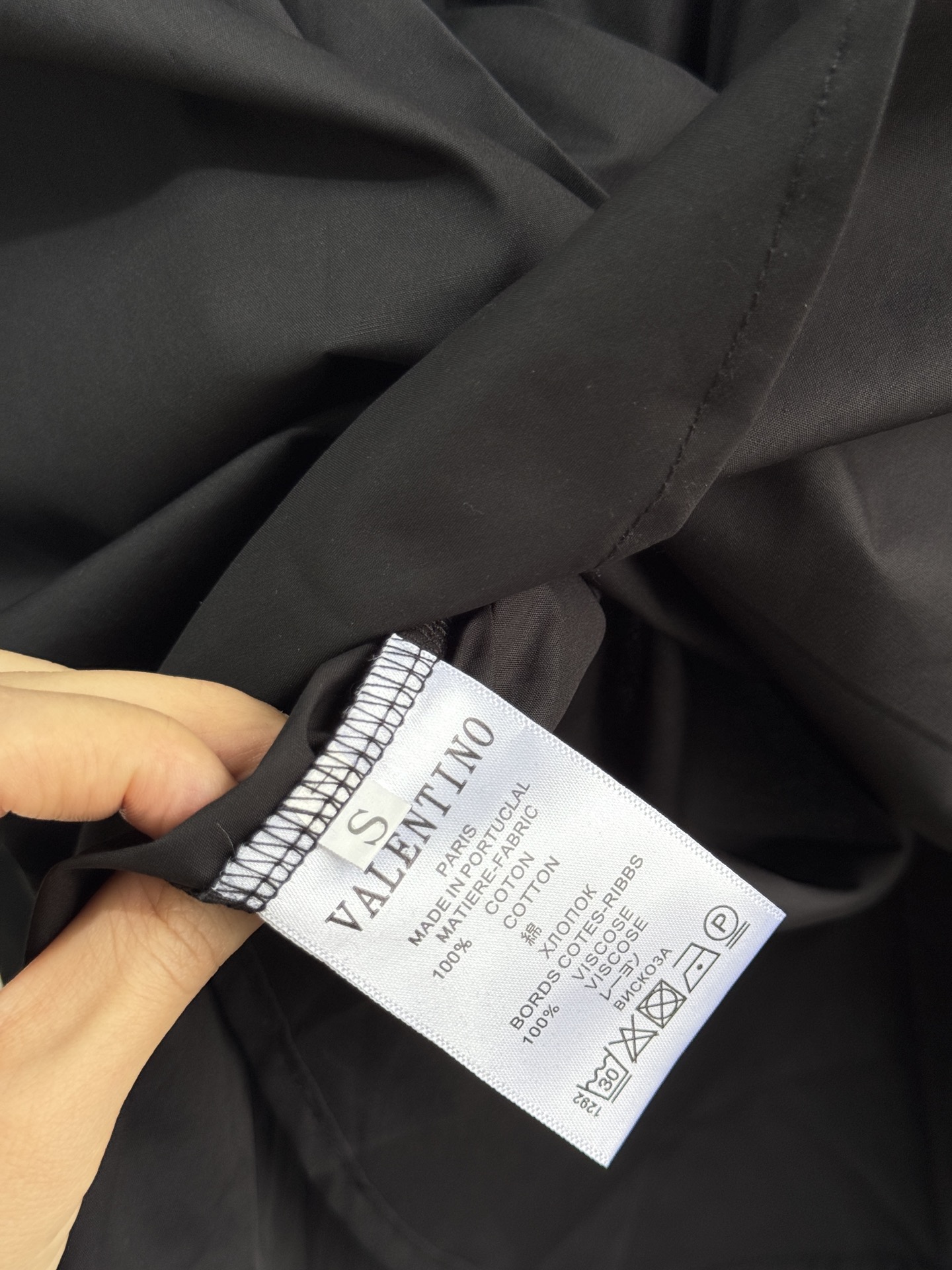 VLTN 最新款💎钻石衬衫🤍低调奢华立体剪裁 精简线条感设计 高贵典雅又尽显温柔知性的气质 进口特殊材质