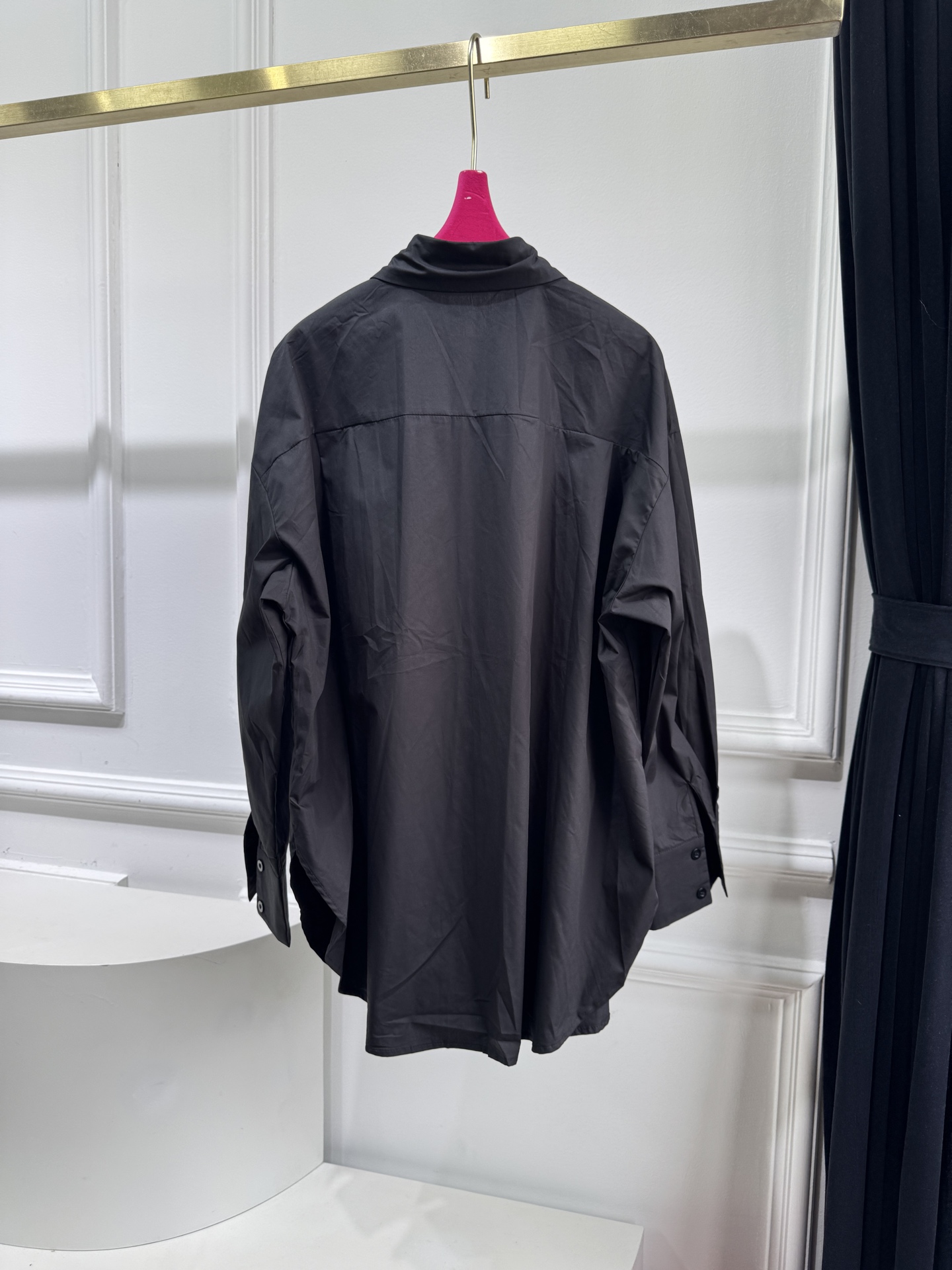 VLTN 最新款💎钻石衬衫🤍低调奢华立体剪裁 精简线条感设计 高贵典雅又尽显温柔知性的气质 进口特殊材质