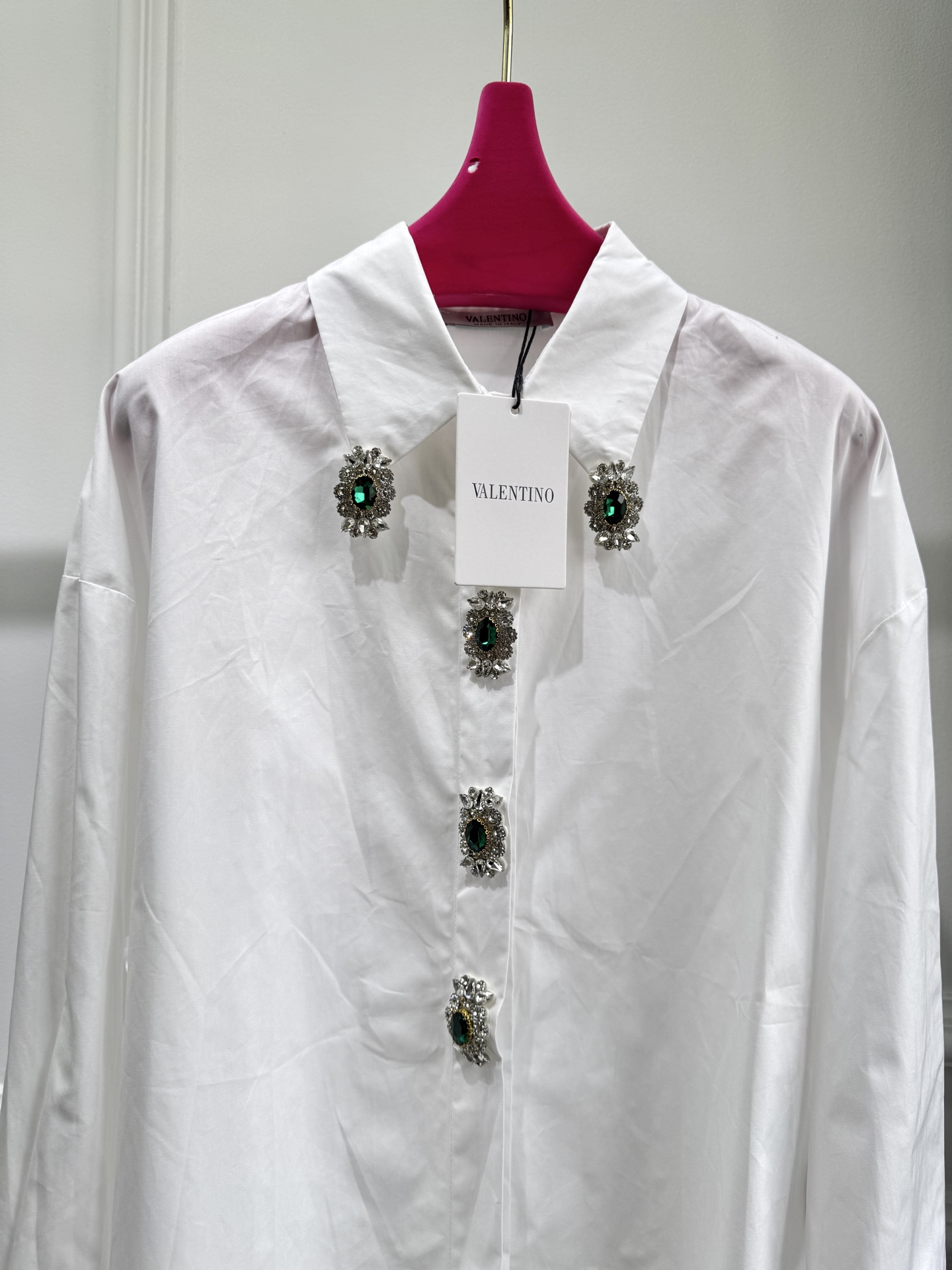 VLTN 最新款💎钻石衬衫🤍低调奢华立体剪裁 精简线条感设计 高贵典雅又尽显温柔知性的气质 进口特殊材质