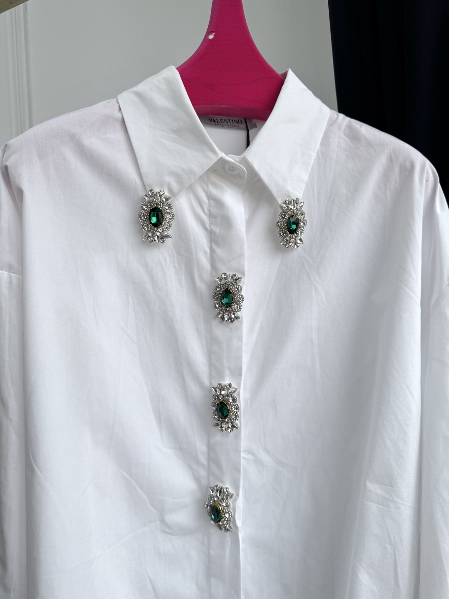 VLTN 最新款💎钻石衬衫🤍低调奢华立体剪裁 精简线条感设计 高贵典雅又尽显温柔知性的气质 进口特殊材质