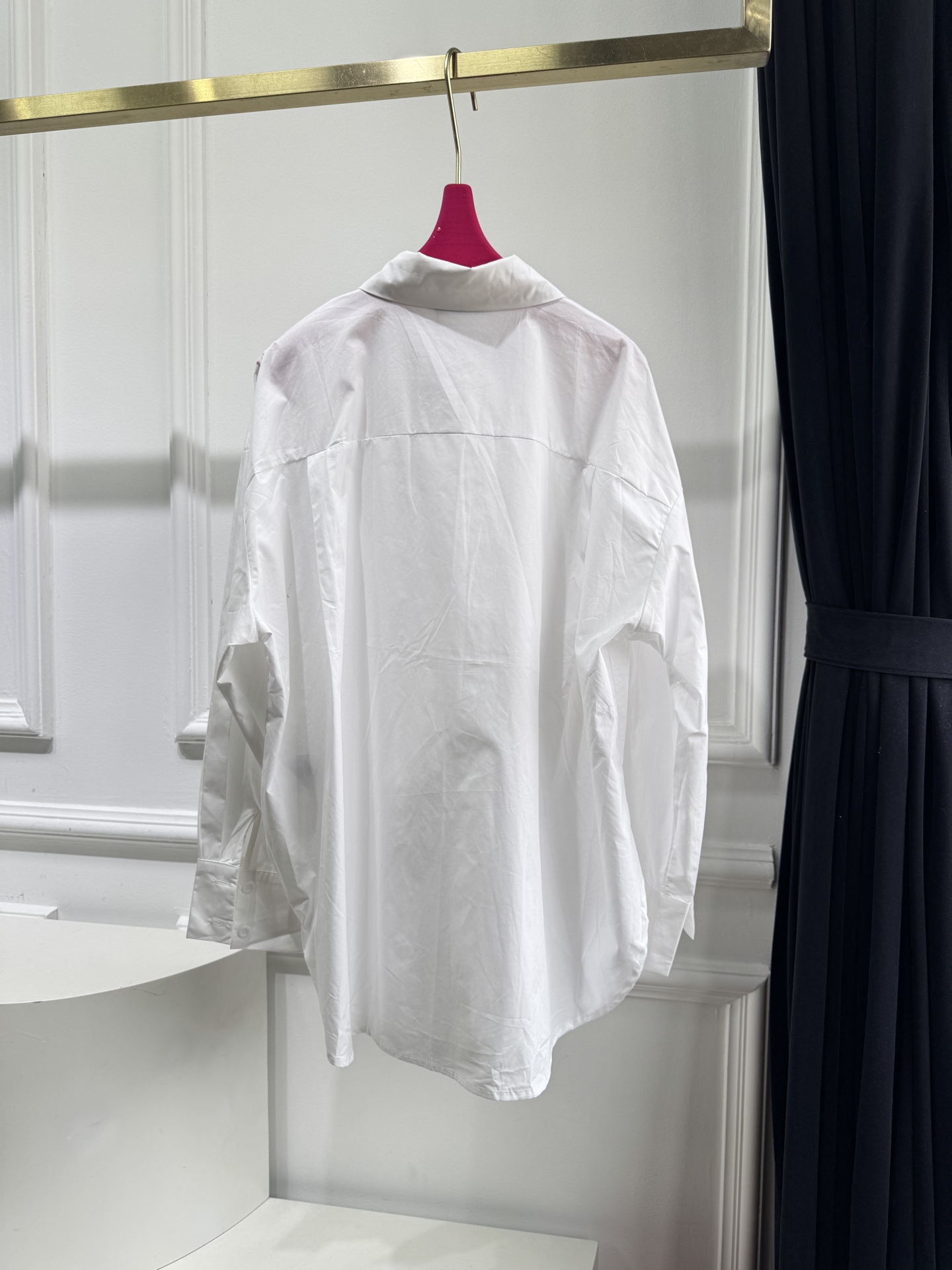 VLTN 最新款💎钻石衬衫🤍低调奢华立体剪裁 精简线条感设计 高贵典雅又尽显温柔知性的气质 进口特殊材质