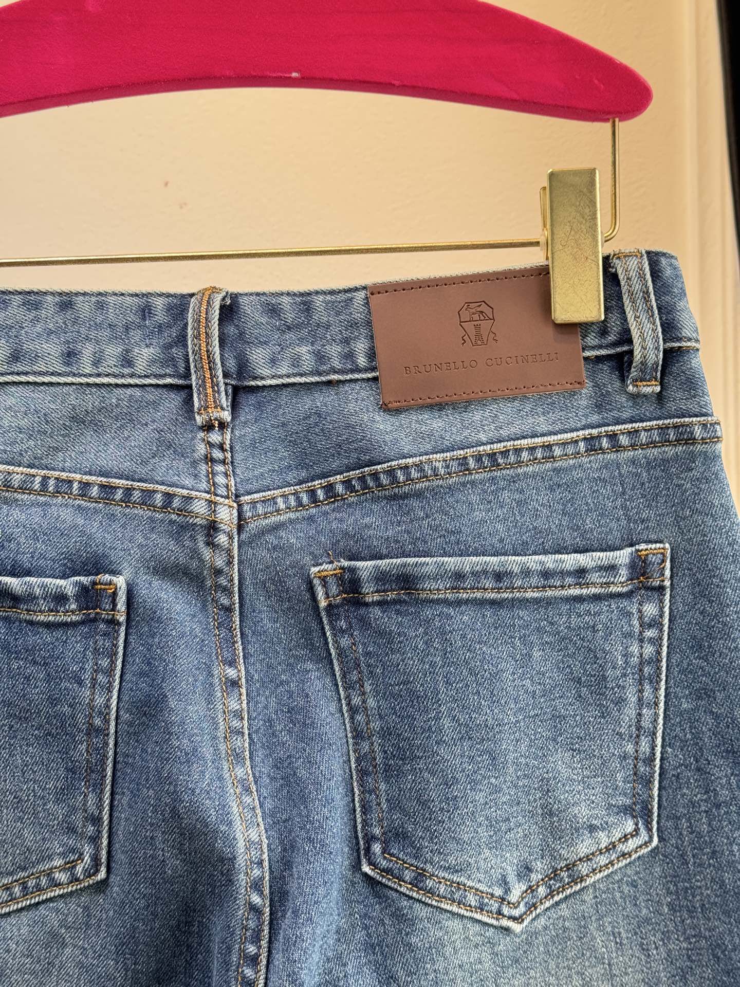 BrunelloCucine**bc早秋25，镶珠直简牛仔裤低调不失细节感的“软实力”穿搭，一条不简单的