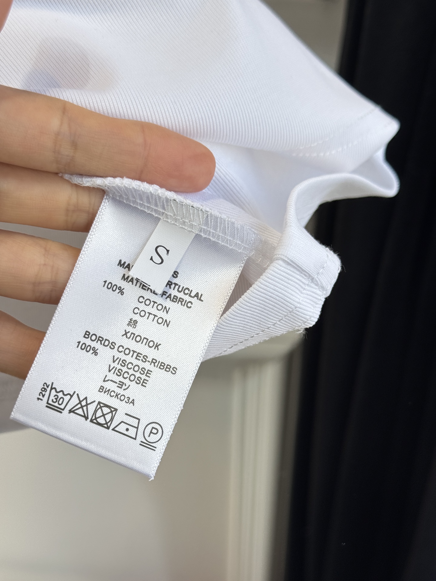 JACQUEMUS背心简约设计+品牌刺绣Logo，辨识度超高！高品质棉质面料，柔软亲肤，夏天穿超舒服 显