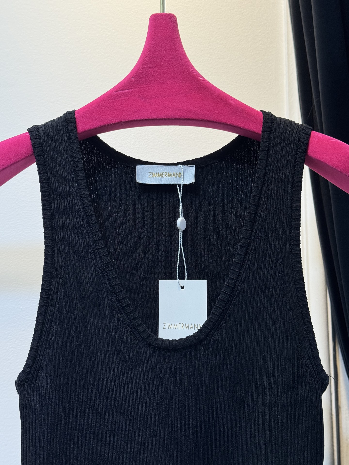 Zimm**法式拼接连衣裙府绸背心式连衣裙，源自我们的2025春季成衣系列ILLUMINATION。采用