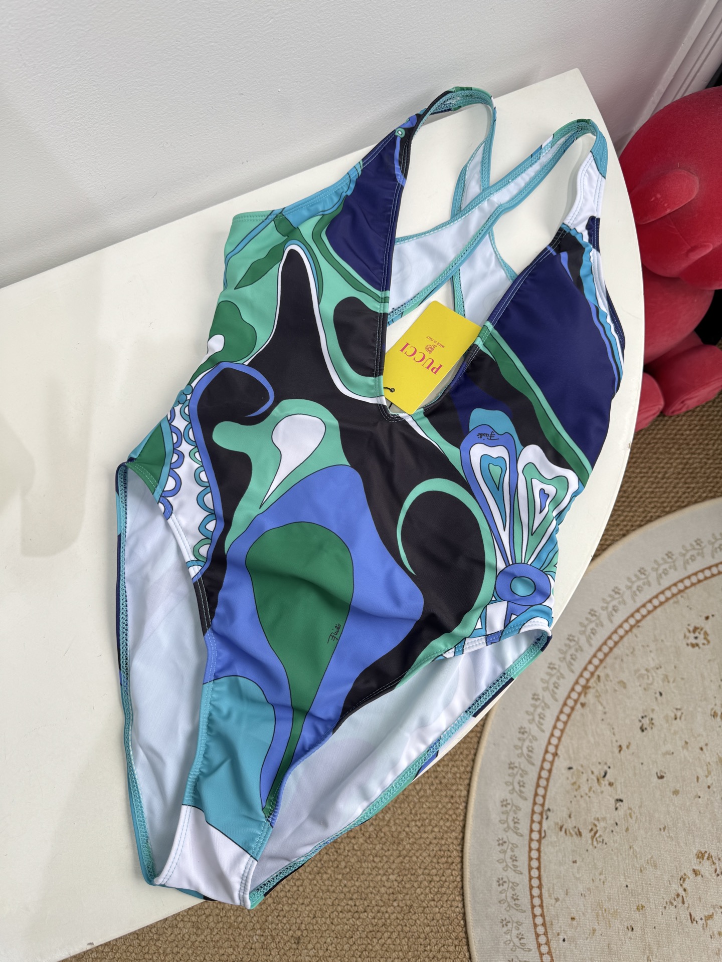 Pucci 印花度假连体泳衣套装（交叉镂空泳衣+真丝方巾）2件套不拆分卖⚠️所有泳衣拒绝任何理由退换⚠️