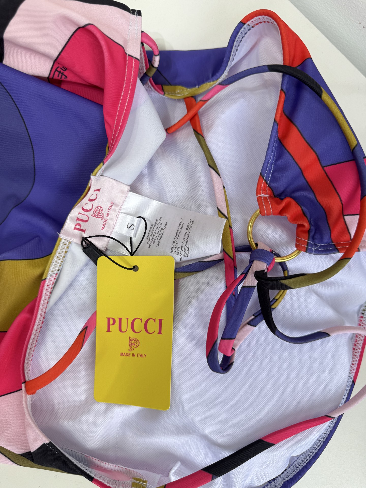 Pucci 印花度假连体泳衣套装（单肩泳衣+真丝方巾2件套，不拆分卖⚠️所有泳衣拒绝任何理由退换⚠️通体