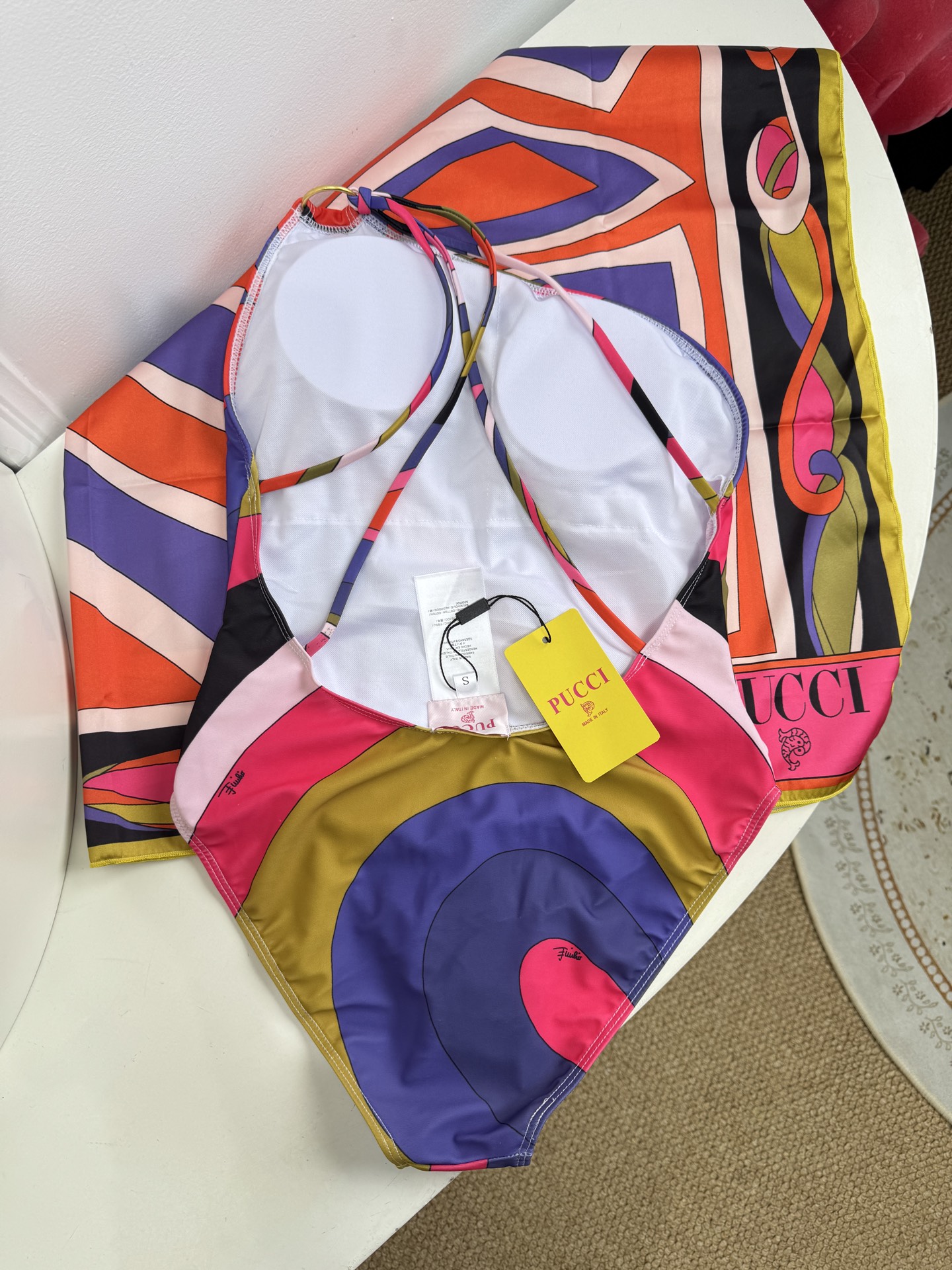 Pucci 印花度假连体泳衣套装（单肩泳衣+真丝方巾2件套，不拆分卖⚠️所有泳衣拒绝任何理由退换⚠️通体