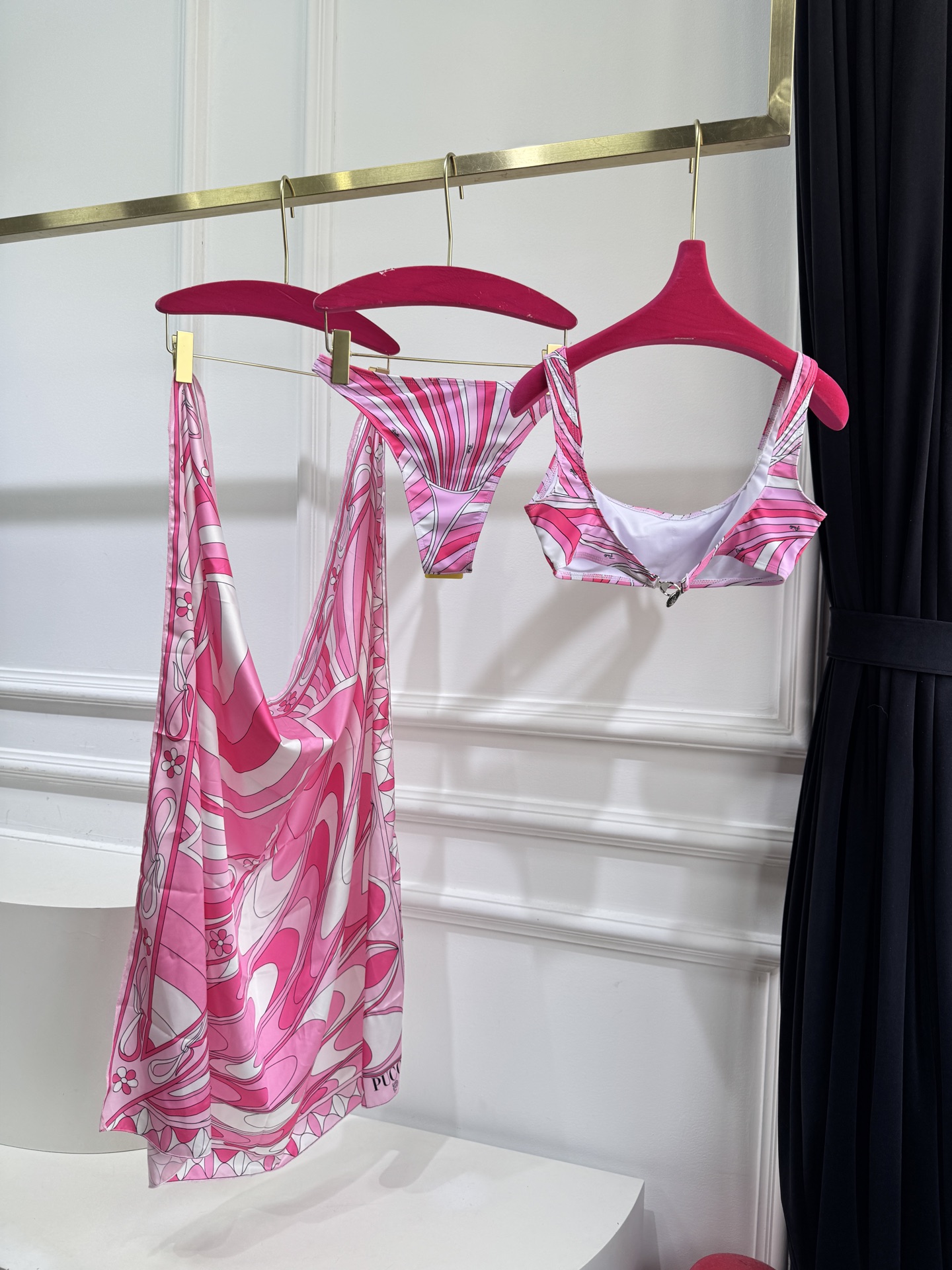 Pucci Iride 印花度假泳衣套装（比基尼+真丝方巾3件套 不拆分卖⚠️所有泳衣拒绝任何理由退换⚠