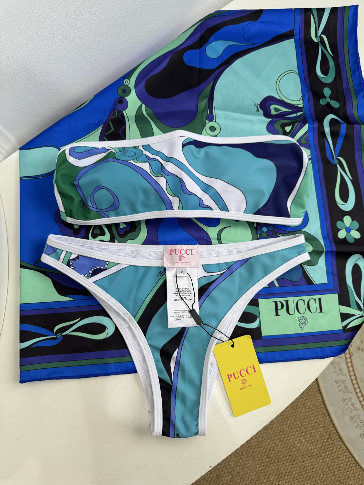 Pucci Iride 印花度假泳衣套装（抹胸比基尼+真丝方巾，3件套不拆分卖⚠️所有泳衣拒绝任何理由退