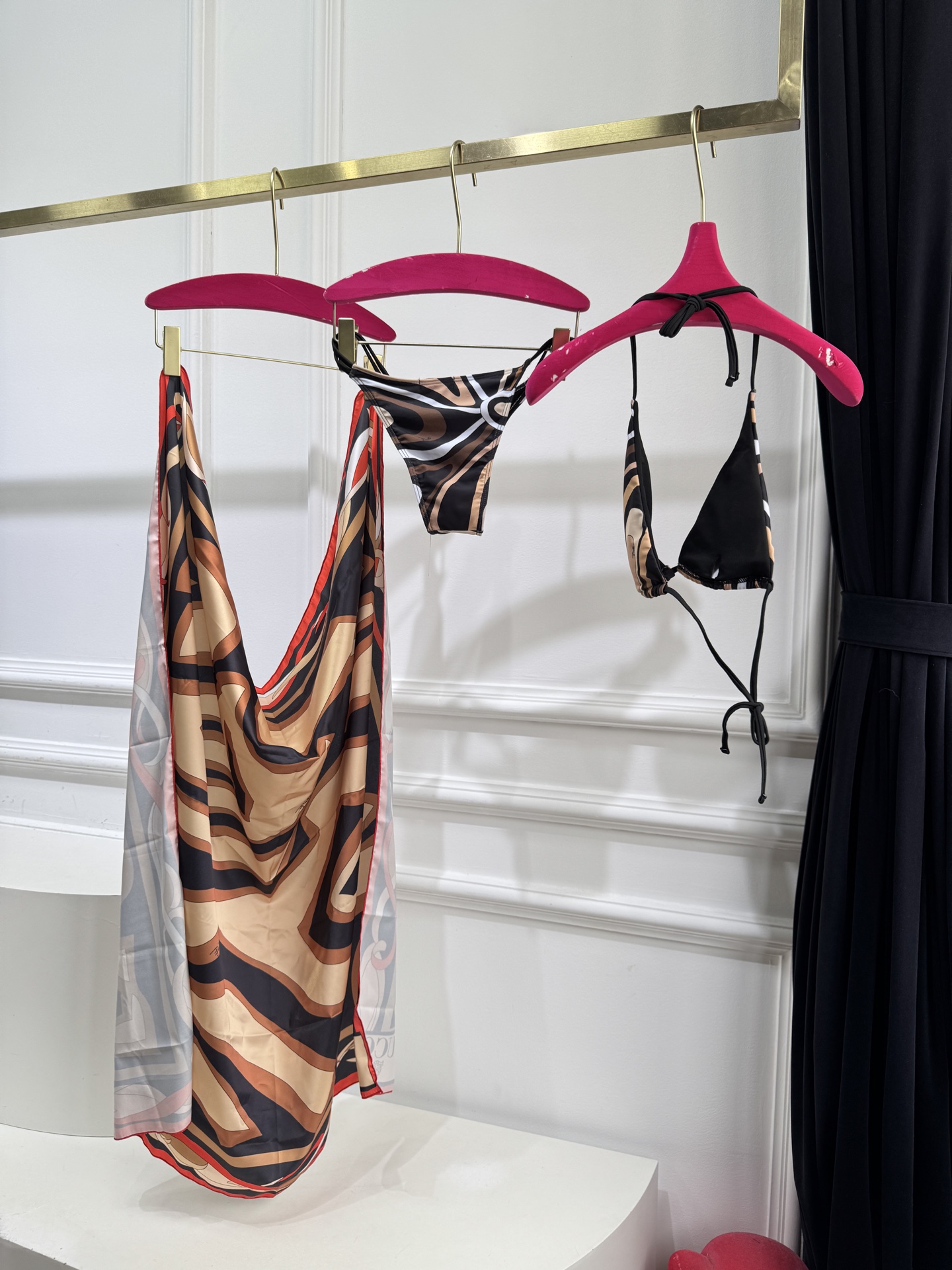 Pucci Marmo 印花度假泳衣套装（挂脖比基尼+真丝方巾，3件套不拆分卖⚠️所有泳衣拒绝任何理由退