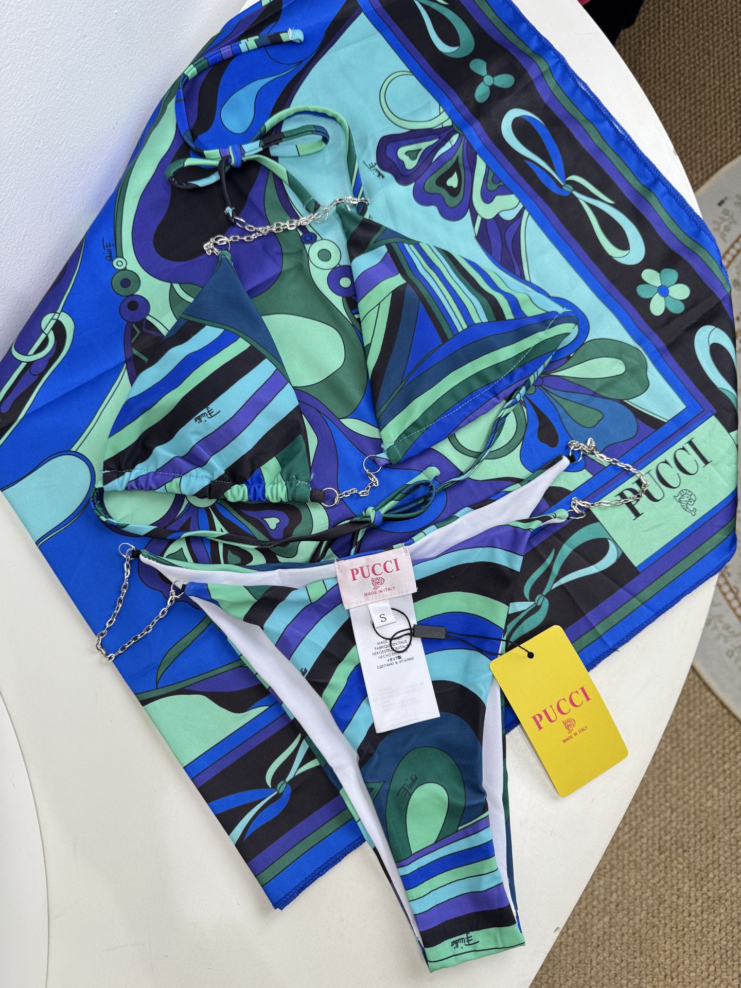 Pucci Iride 印花度假泳衣套装（金属链比基尼+真丝方巾，3件套不拆分卖⚠️所有泳衣拒绝任何理由