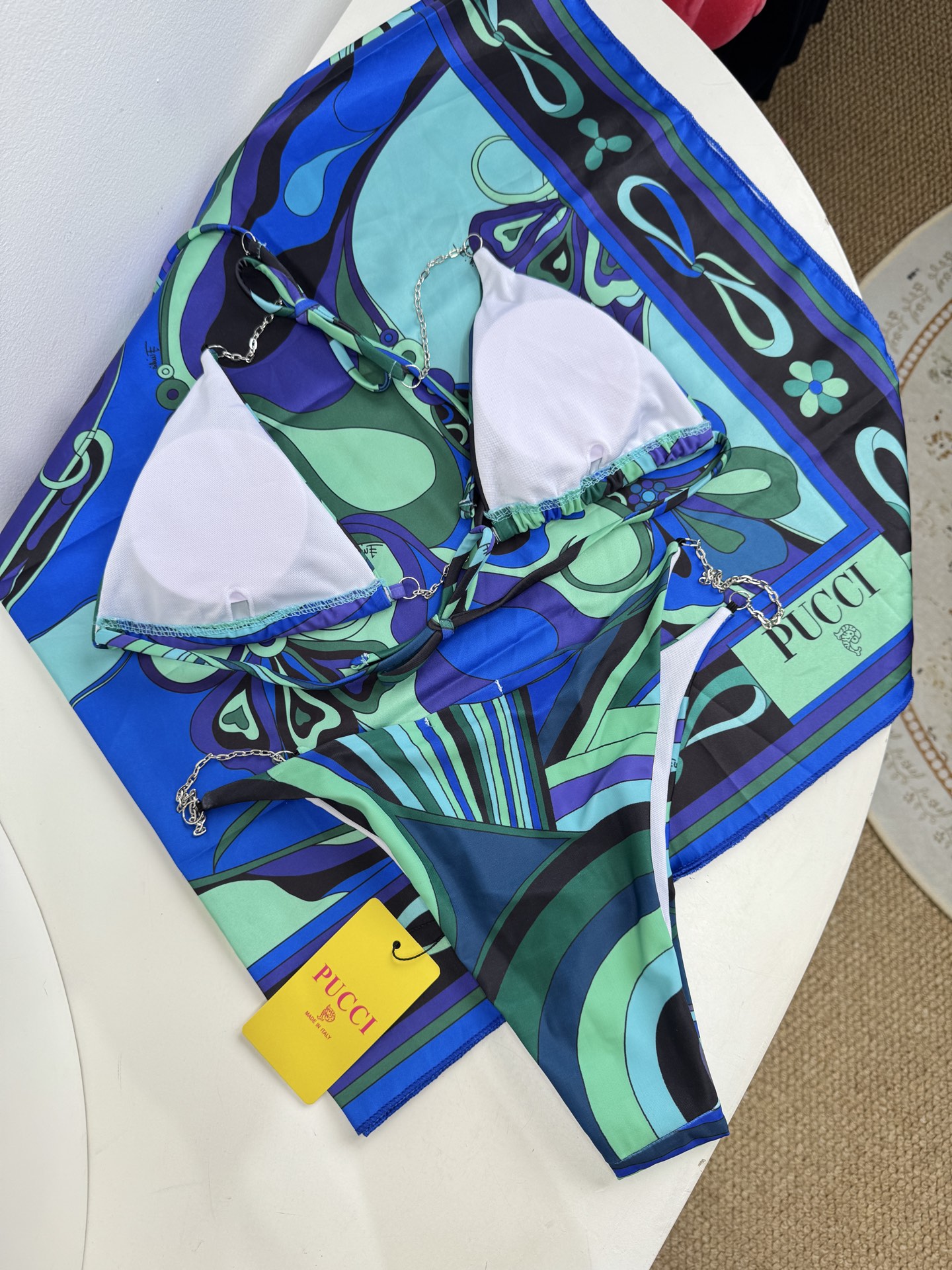 Pucci Iride 印花度假泳衣套装（金属链比基尼+真丝方巾，3件套不拆分卖⚠️所有泳衣拒绝任何理由