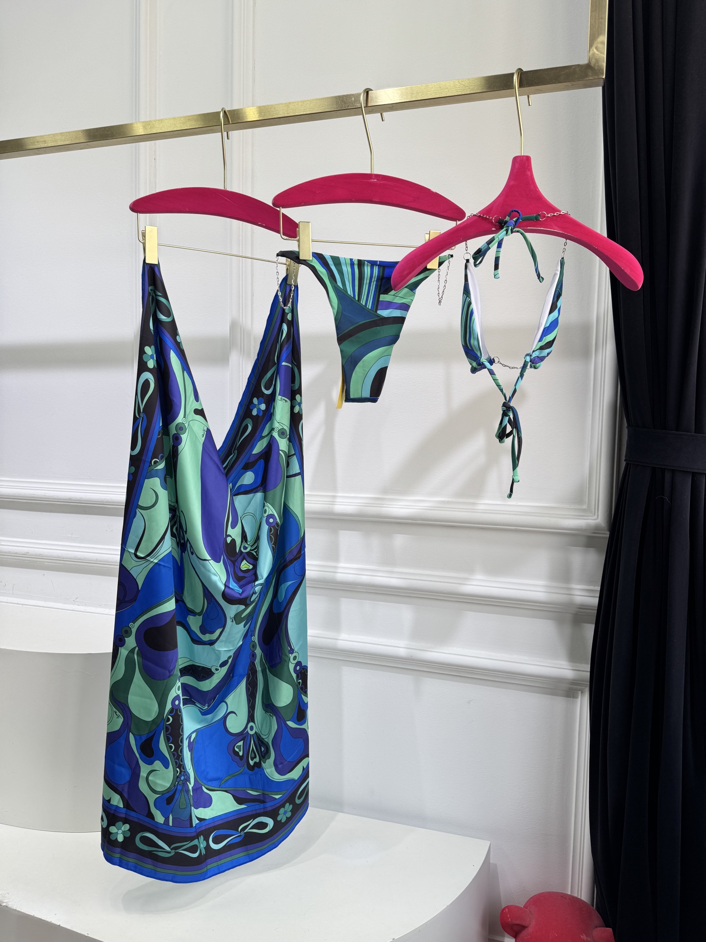 Pucci Iride 印花度假泳衣套装（金属链比基尼+真丝方巾，3件套不拆分卖⚠️所有泳衣拒绝任何理由