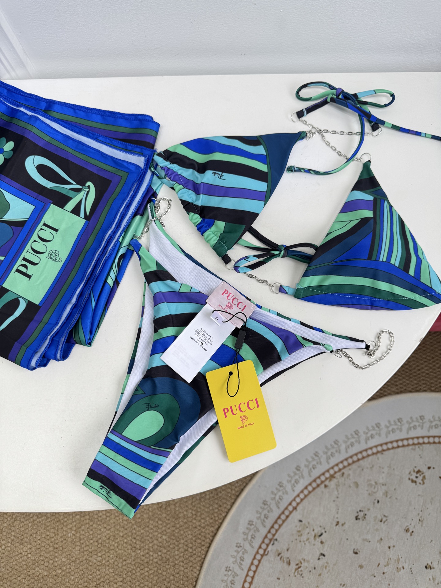 Pucci Iride 印花度假泳衣套装（金属链比基尼+真丝方巾，3件套不拆分卖⚠️所有泳衣拒绝任何理由