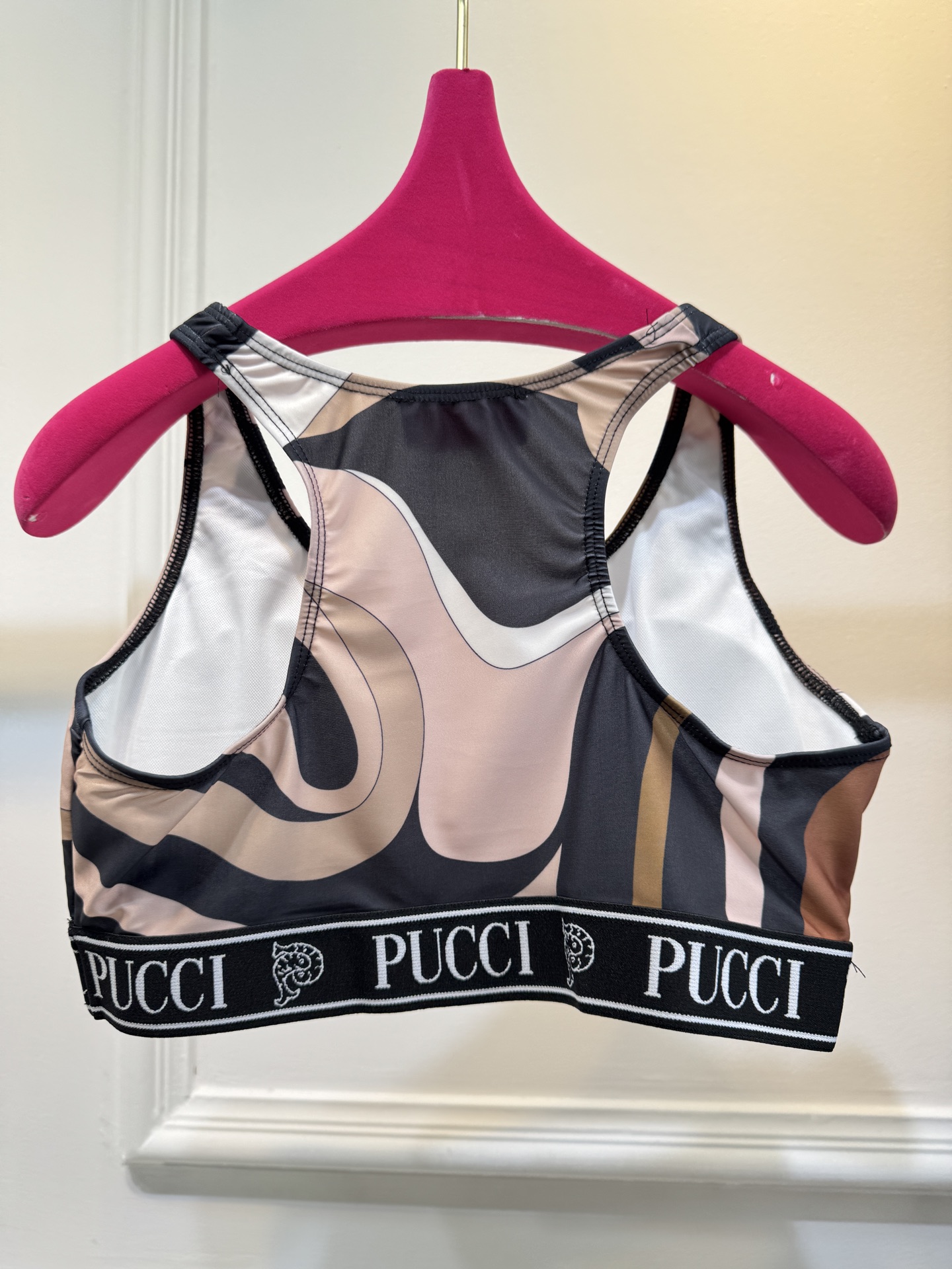 Pucci Marmo 系列运动瑜伽套装品牌经典的波浪/漩涡大理石纹印花工字背运动内衣+高腰紧身专为瑜伽