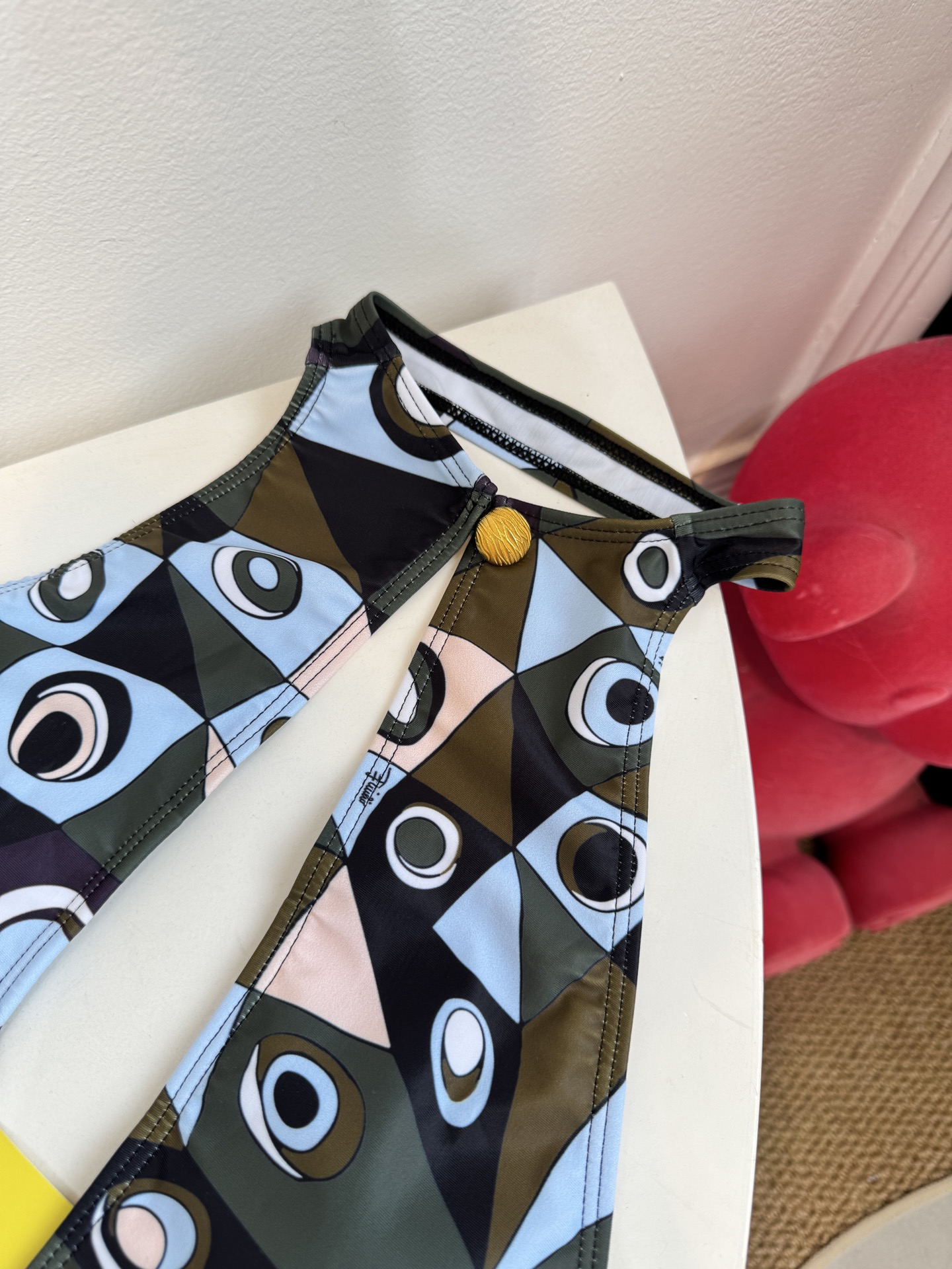 Pucci Occhi 复古几何印花连体泳衣⚠️所有泳衣拒绝任何理由退换这套泳衣采用了 Pucci 经典