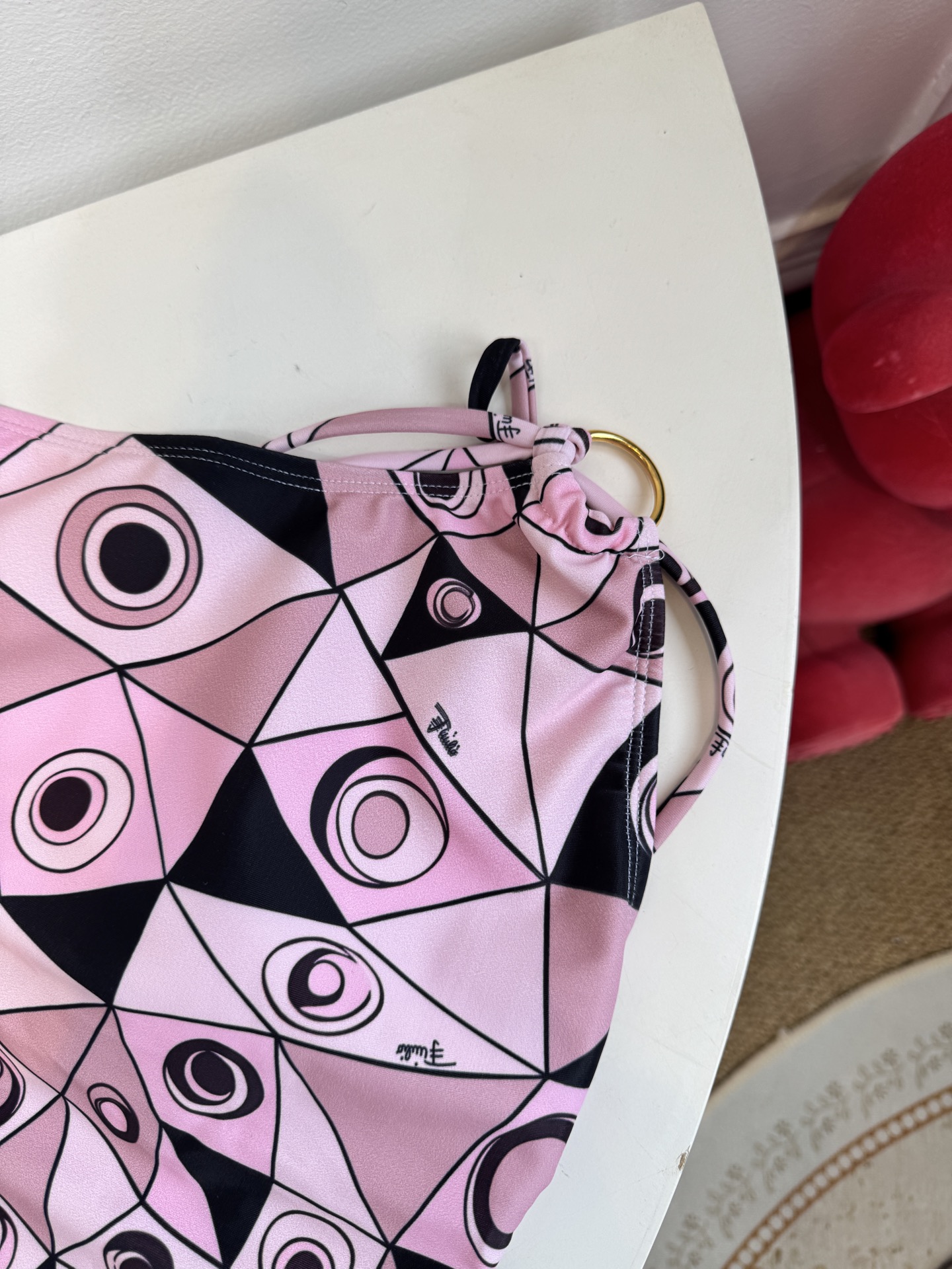 Pucci 粉色Occhi 单肩连体泳衣⚠️所有泳衣拒绝任何理由退换采用品牌经典的Occhi（眼睛）几何