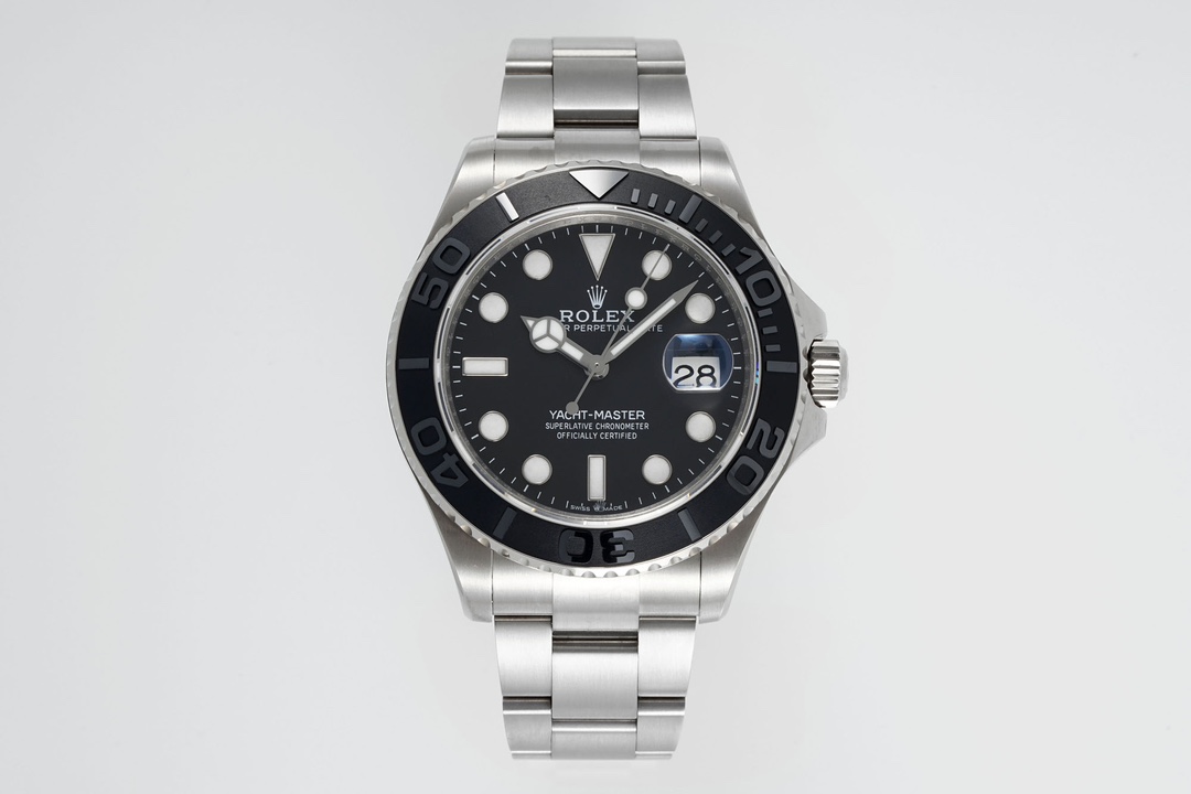 NO:158213,.EWE new yacht master model 42 all titanium series ① Correct and adjust the direction of the time, reverse adjustment, consistent with the original version; ② Exclusive custom movement, instantaneous calendar, super long 72-hour kinetic energy; ③ RLX titanium case, strap, weighs only gram, and has the characteristics of lightness, sturdiness and corrosion resistance; ④ Alcohol black dial, top-grade Swiss ice blue luminous, polished font nails, color pairing; EWE produces, inevitable fine products, every extreme detail is the sincerity of EWE factory development.,19860909.EWE新款游艇名仕型42全钛系列 ①修正调时方向,逆调顺转,与原版一致； ②独家定制机芯,瞬跳日历,超长72小时动能； ③RLX钛金属表壳,表带,重量仅有克,具备轻便,坚固与抗腐蚀的特性； ④醇黑色表盘,顶级瑞士冰蓝色夜光,打磨字钉,颜色对版； EWE出品,必然精品,每一个极致的细节都是 EWE工厂匠心开发的诚意.,,Watch