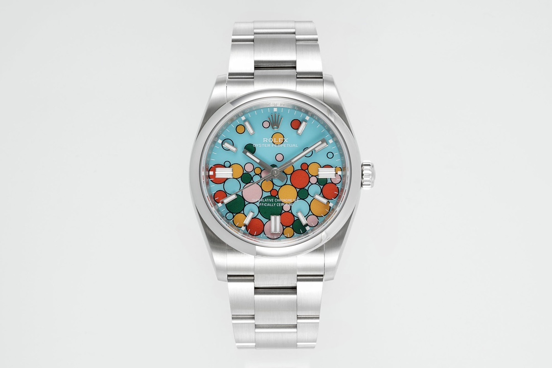 NO:158197,EWE new Rolex Oyster Perpetual 36/41 Series 1 matches Rolex's new movement; 2 consistent with the original thickness 12mm watch diameter 36mm/41mm 3 polished font nails; top-grade Swiss ice blue luminous, consistent with Rolex's original luminous; 4 Super 904 steel; sapphire glass; 5 top-grade workmanship, each strap perfectly matches the lugs, giving the wrist the highest comfort; every extreme detail is the sincerity of the EWE factory's ingenious development!  !  ,,rolex19860909EWE新款劳力士蚝式恒动型36/41系列 1搭配劳力士全新机芯； 2与原装一致厚度12mm表径36mm/41mm 3打磨字钉；顶级瑞士冰蓝色夜光,与劳力士原厂夜光一致； 4超级904钢材质；蓝宝石玻璃； 5顶级做工,每条表带与表耳完美契合,给予手腕最高的舒适度； 每个极致的细节都是EWE工厂匠心开发的诚意！！,,rolex,Watch