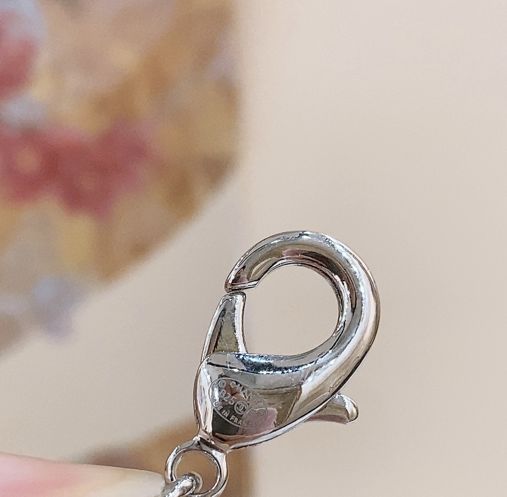 -chanel 25c金色金属、小牛皮 浅金、银 经典2色. 黄铜材质 重工手工腰链 精致（均码）