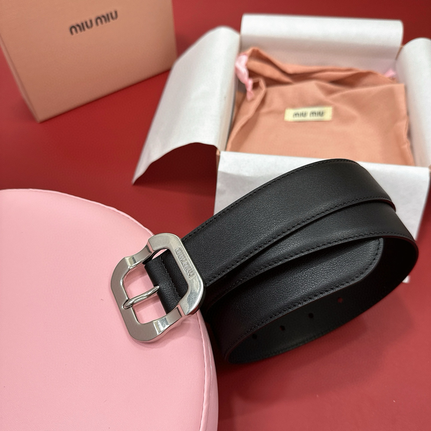 [Miu Miu Belts]Miumiu counter new styleThis leather belt is ideal for a chi