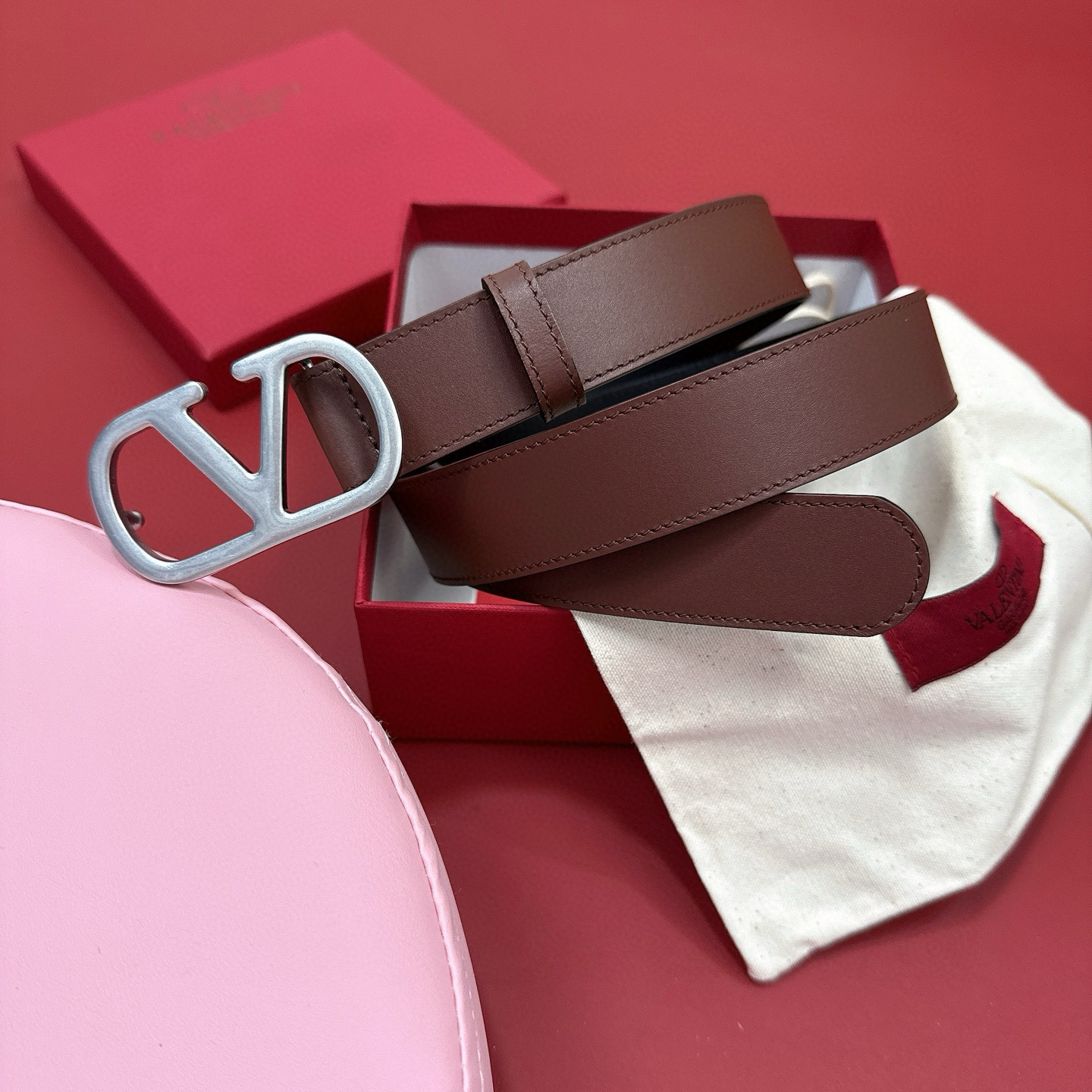 [Valentino Belts] Valentino VLOGOSIGNATURE Ancient gold buckle cowhide belt