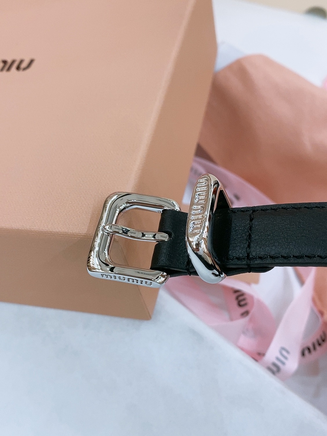 [Miu Miu Belts]Miumiu counter new styleThis leather belt is ideal for a chi