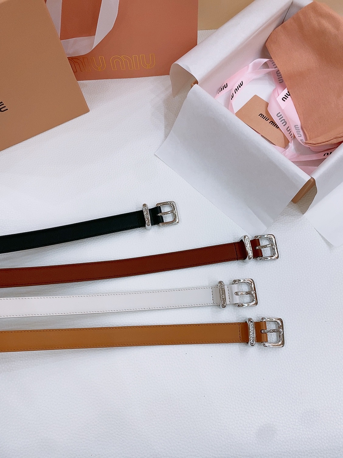 [Miu Miu Belts]Miumiu counter new styleThis leather belt is ideal for a chi