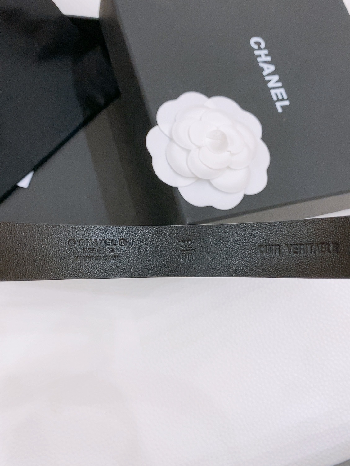 -香家经典款双C腰带
经典双C皮带腰带，编织五金搭配小牛皮皮带身，质感满分，简直身春日里的点睛之笔，皮带