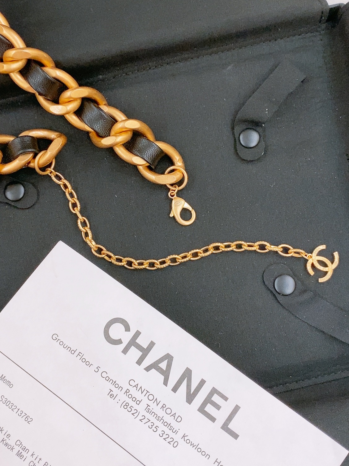 -Chanel 黄铜金属.经典链条logo腰链 精致优雅 均码 
             三层链 简单