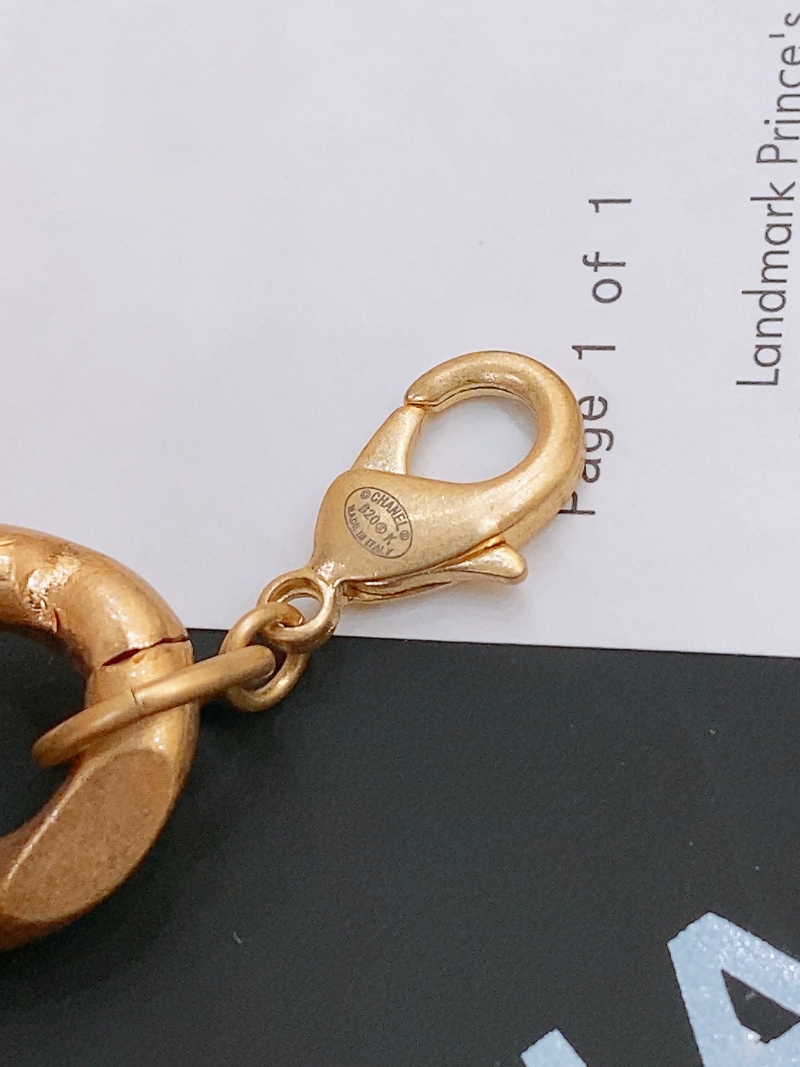 -Chanel 黄铜金属.经典链条logo腰链 精致优雅 均码 
             三层链 简单