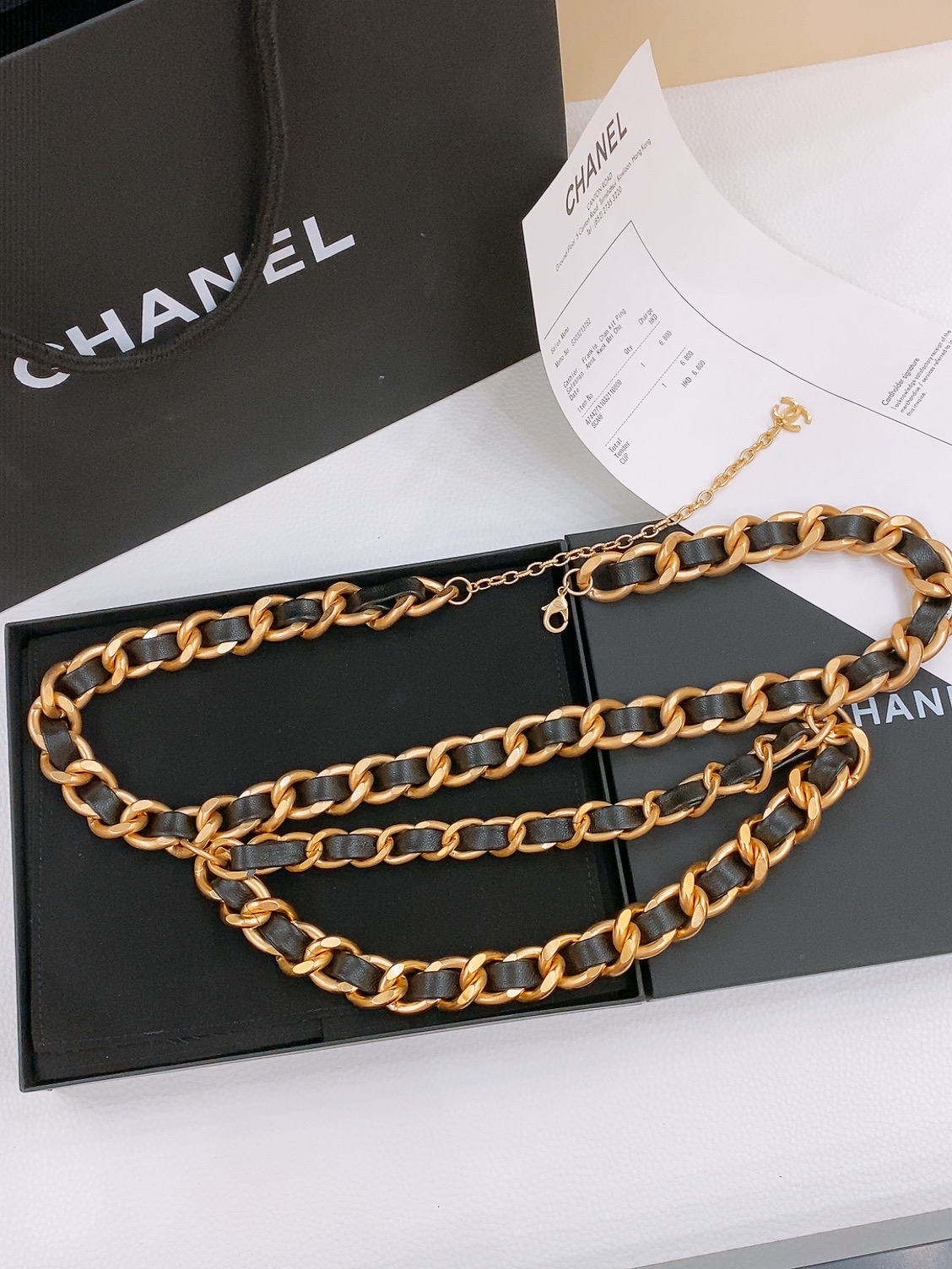 -Chanel 黄铜金属.经典链条logo腰链 精致优雅 均码 
             三层链 简单