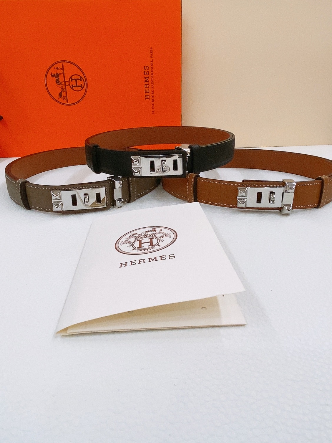 - H家 Madame小牛皮腰带 搭配镀金 镀银皮带扣 24毫米