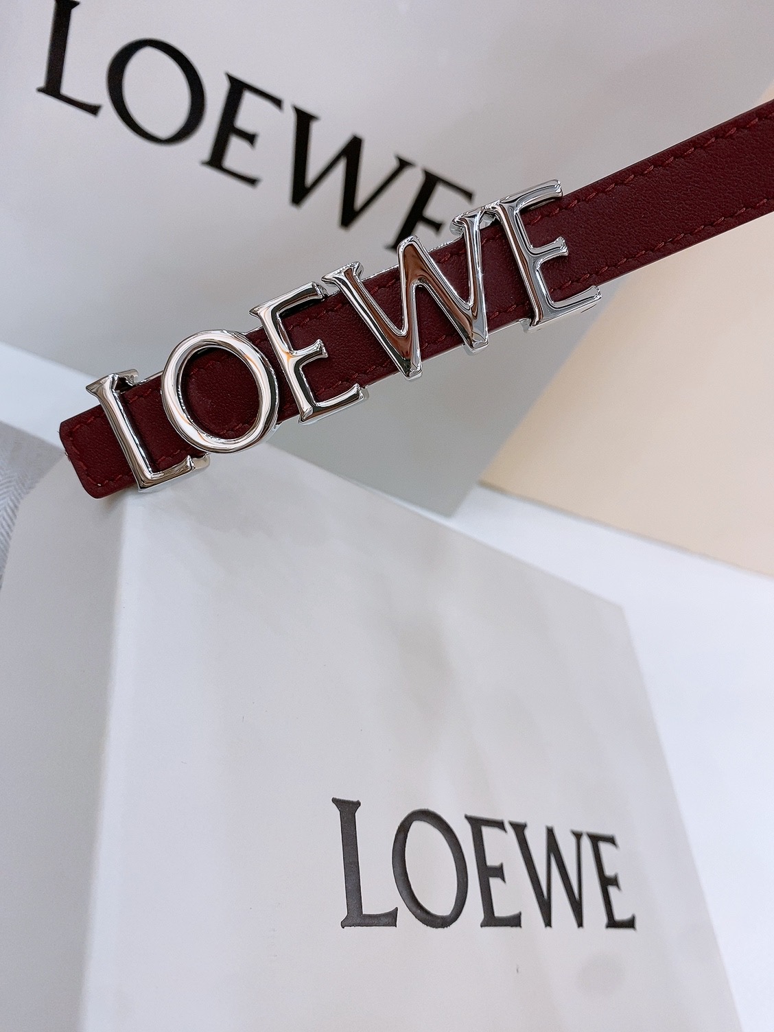 Loewe Smooth Cow Leather Belt with Metal Logo in Copper Gold, 1.5cm Width - 图片 4