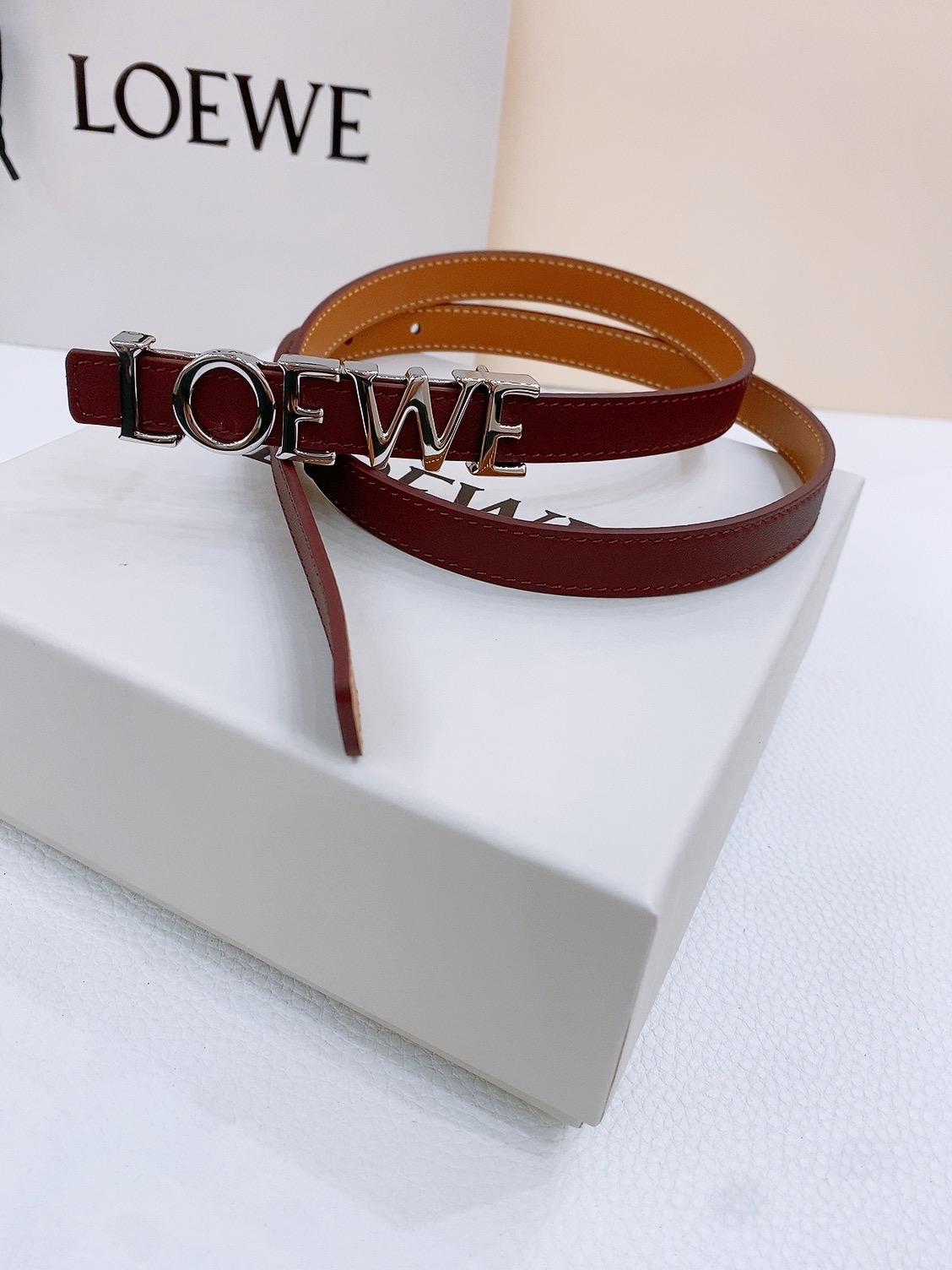 Loewe Smooth Cow Leather Belt with Metal Logo in Copper Gold, 1.5cm Width - 图片 2