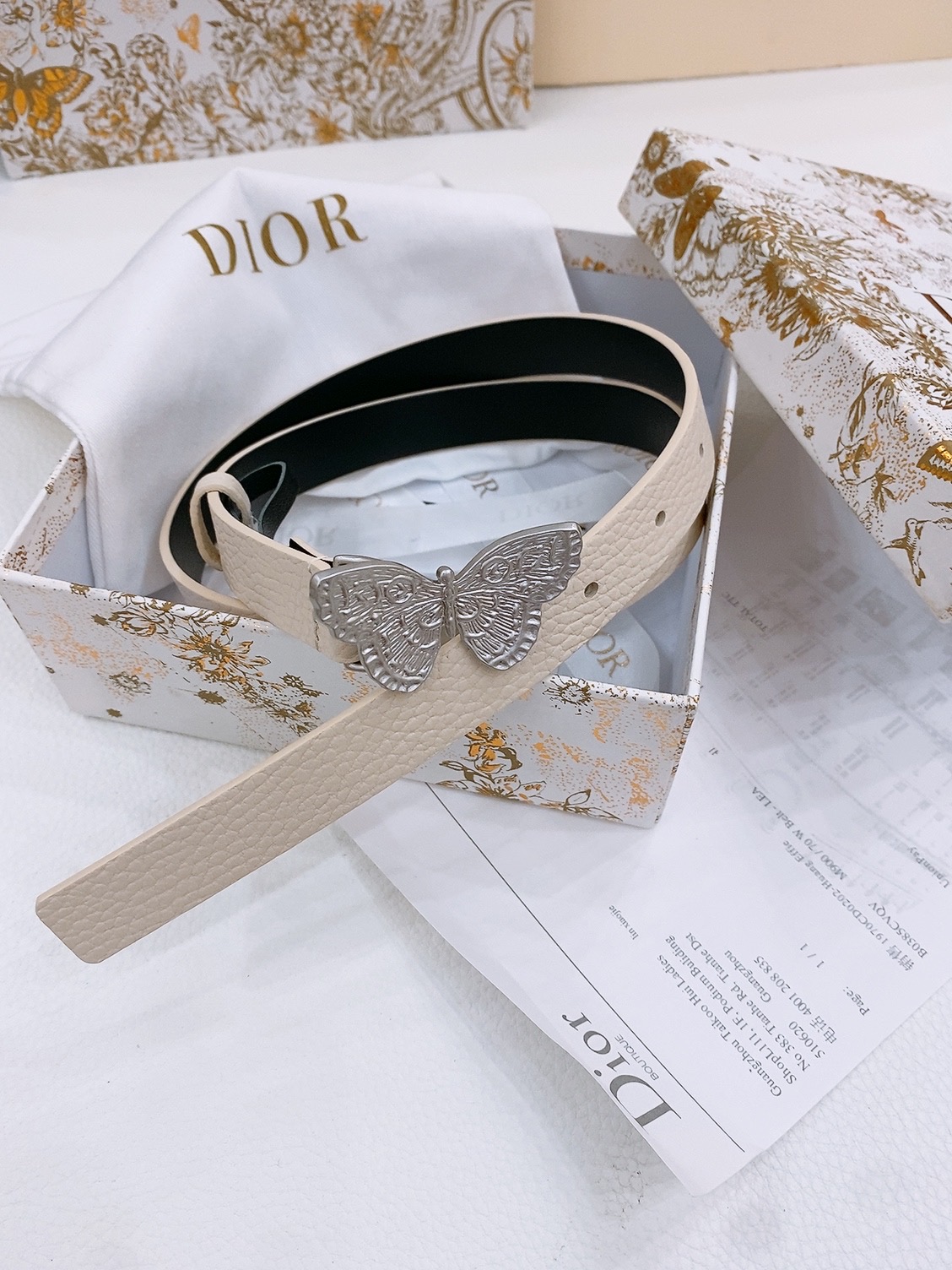 迪奥Dior  Saddle Belt 黄铜五金 双面可用马鞍腰带 粒面牛皮面与光滑牛皮底 手感柔软  精致 腰带2.0cm