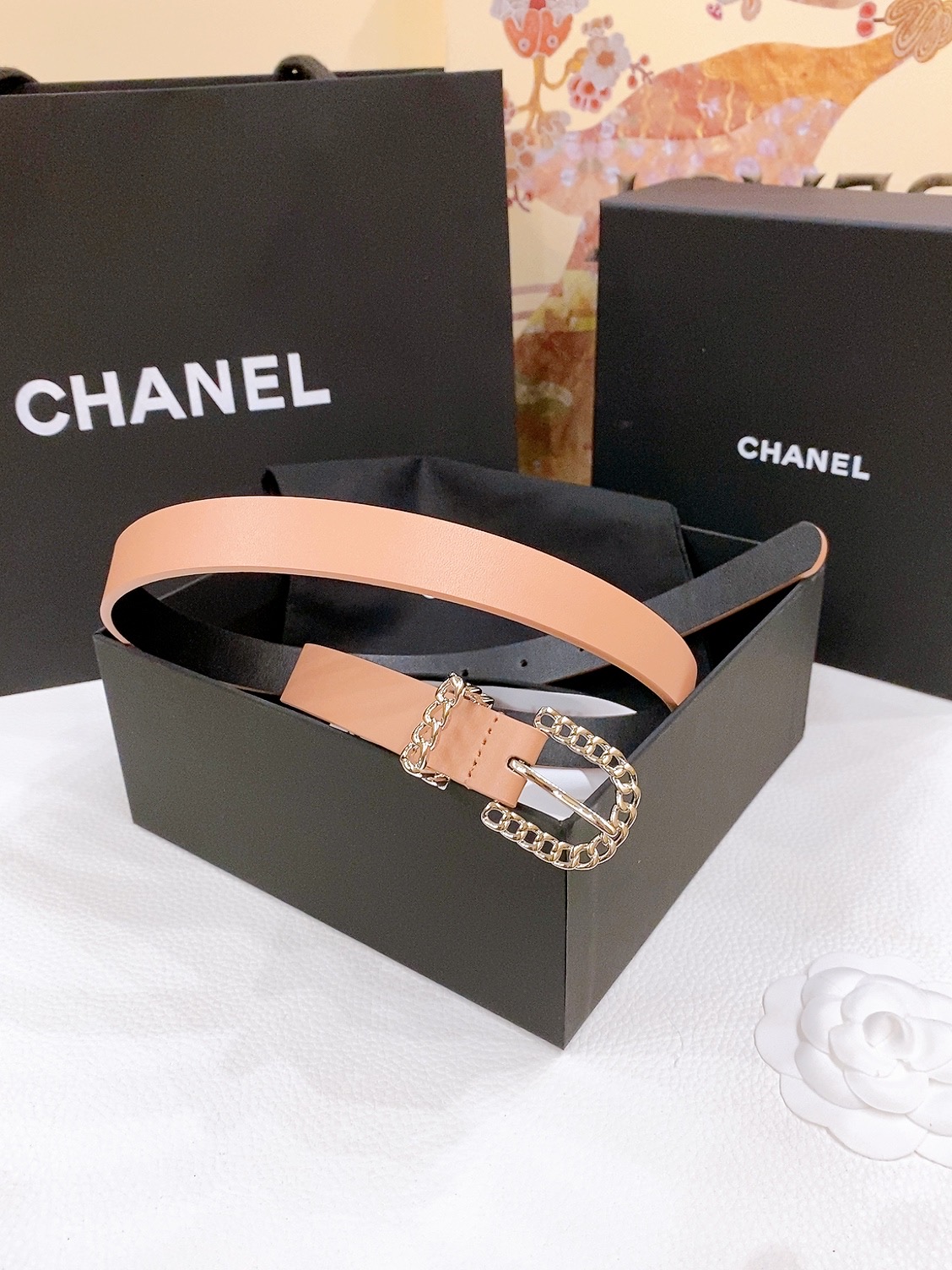 -香奶奶
Chanel 链条针扣 进口小牛皮腰带 黄铜金属 手感柔软 细腻 2.0cm