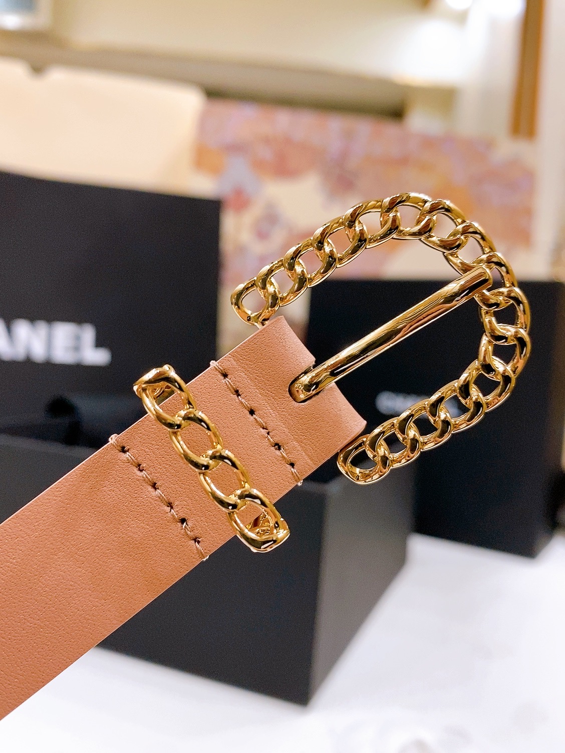 -香奶奶
Chanel 链条针扣 进口小牛皮腰带 黄铜金属 手感柔软 细腻 2.0cm