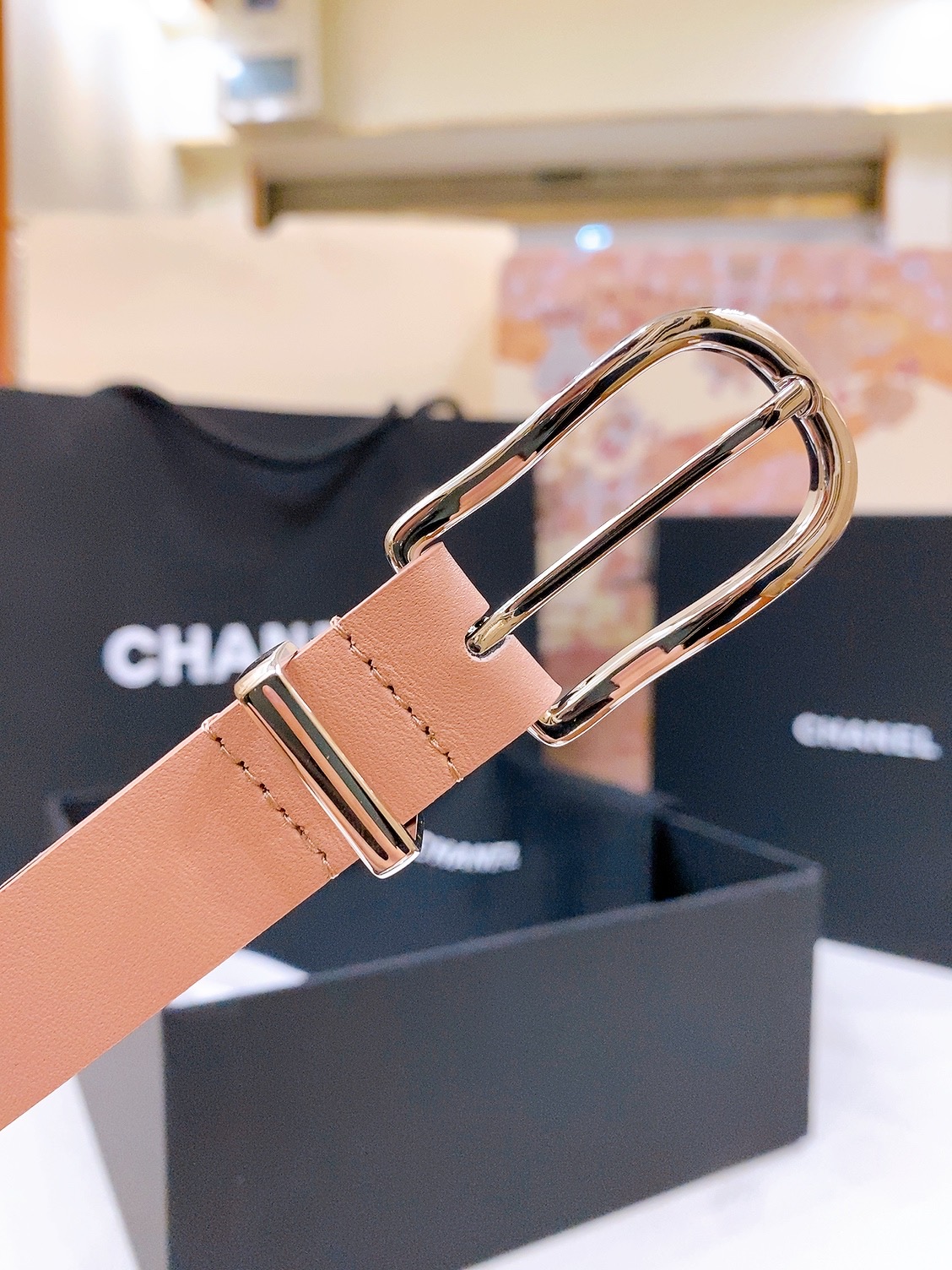 -香奶奶
Chanel 链条针扣 进口小牛皮腰带 黄铜金属 手感柔软 细腻 2.0cm
