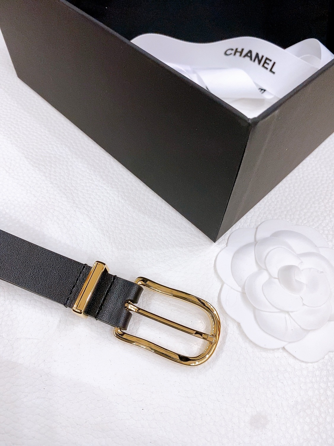 -香奶奶
Chanel 链条针扣 进口小牛皮腰带 黄铜金属 手感柔软 细腻 2.0cm