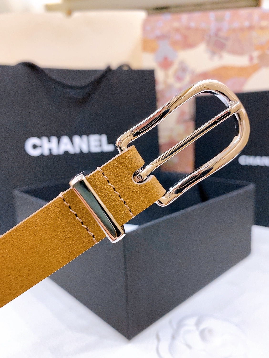 -香奶奶
Chanel 链条针扣 进口小牛皮腰带 黄铜金属 手感柔软 细腻 2.0cm